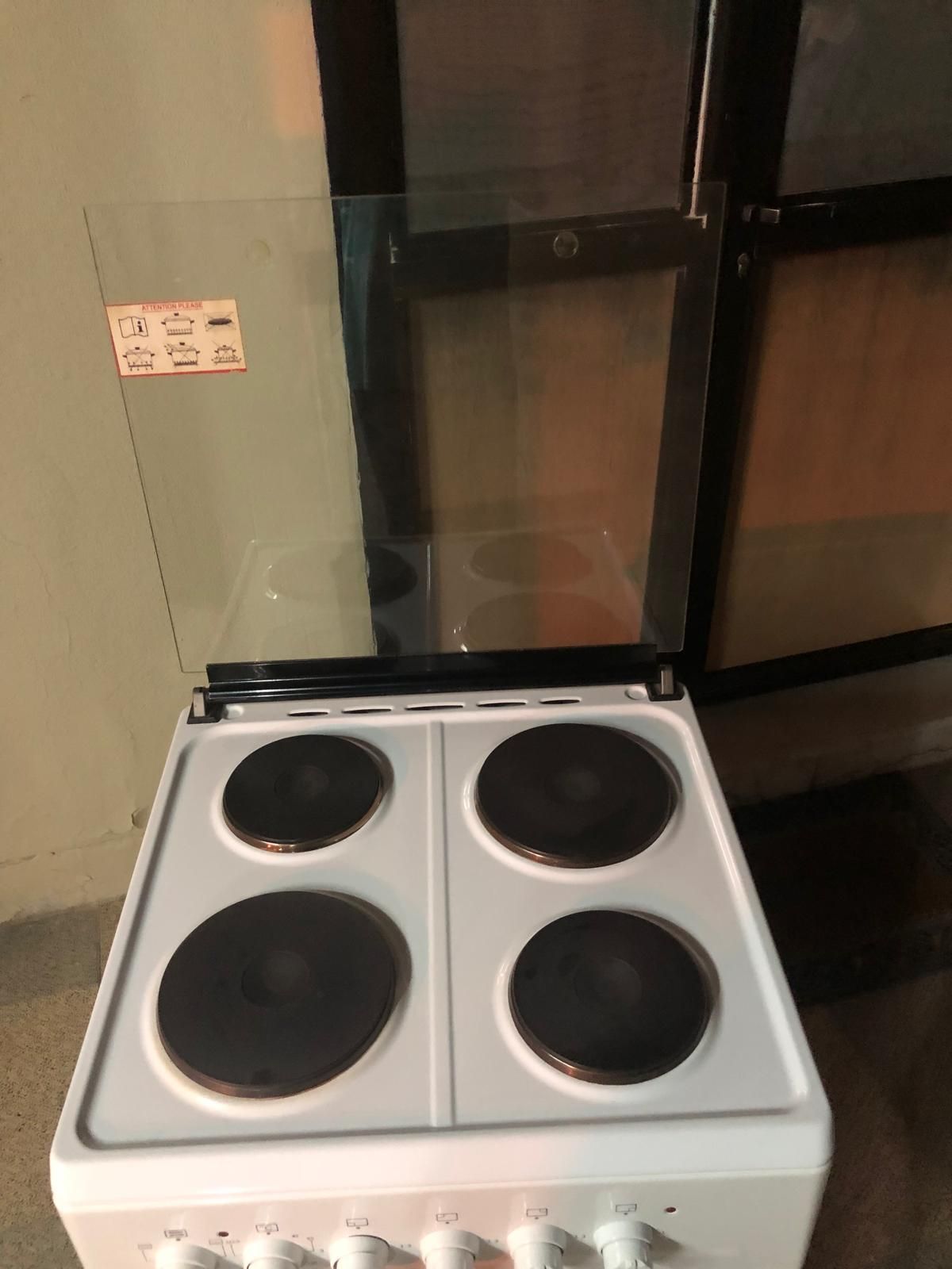 Electric stove - Image 1