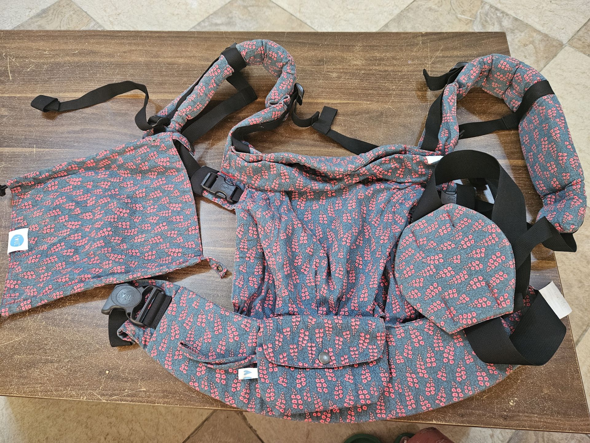 Baby carrier - Image 2