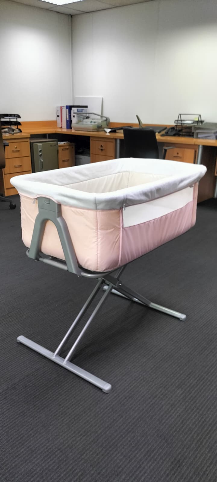 HAUCK BABY COT FOR SALE - Image 2