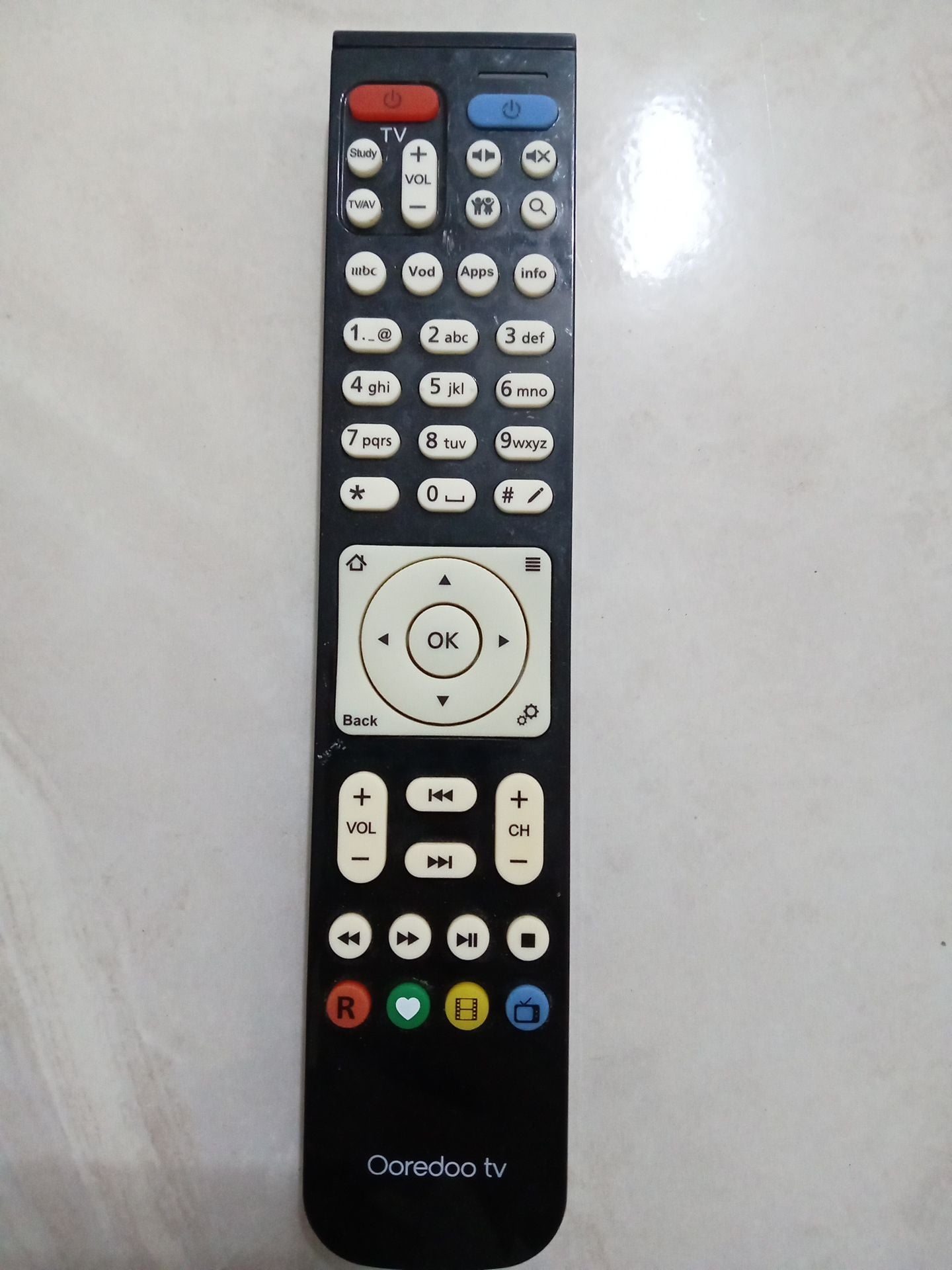 Ooredoo TV remote control - Image 1