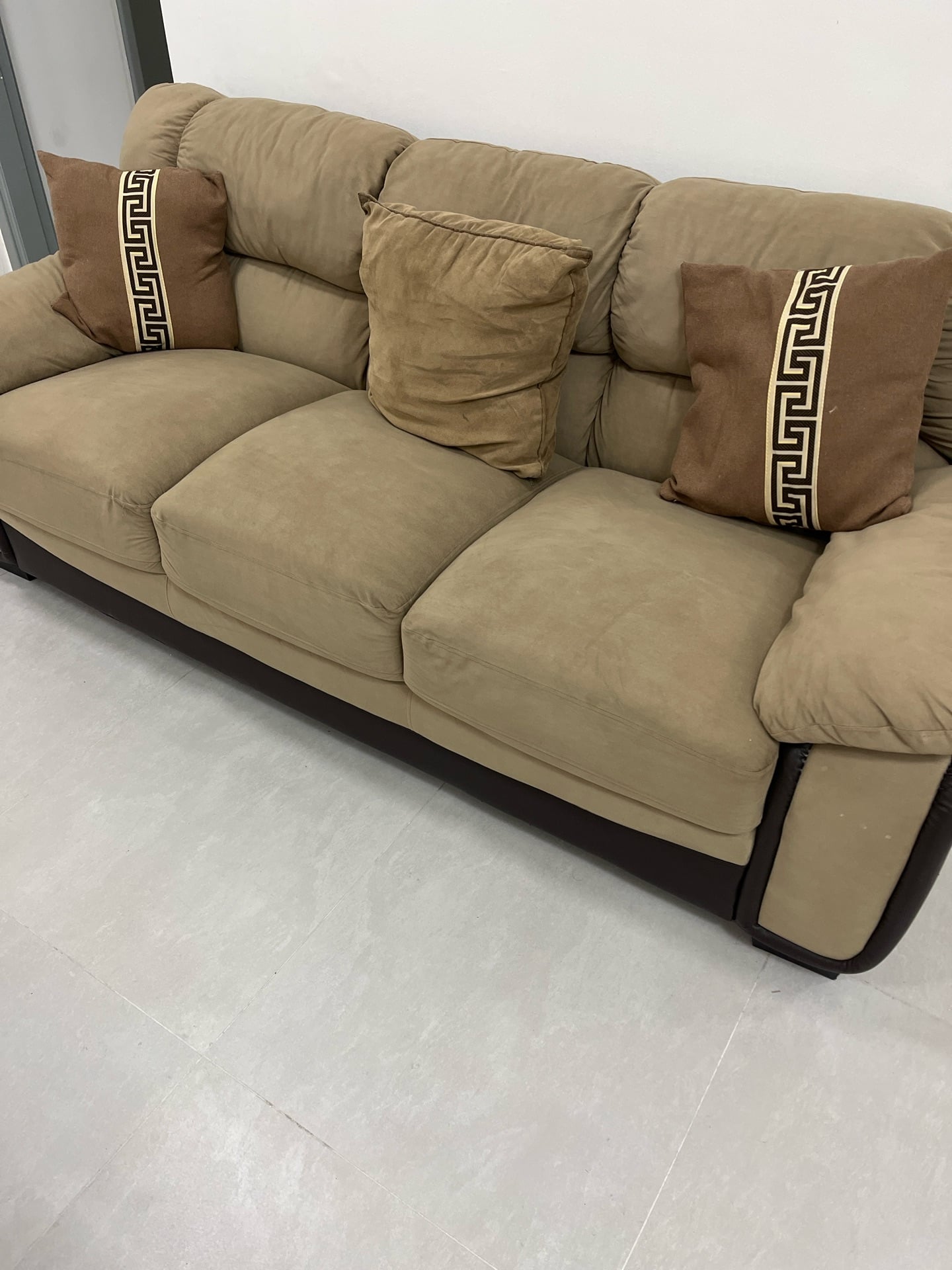Pan Home 3 seater sofa  - Image 3