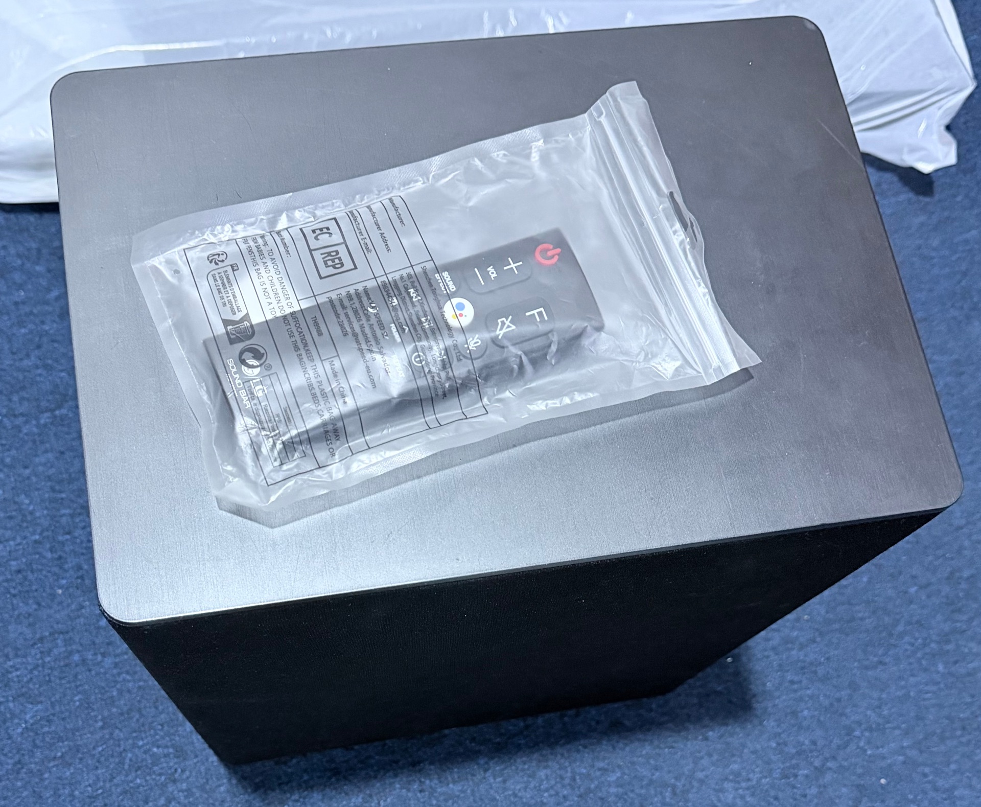 LG Soundbar  Meridian Version- Dolby Atmos model:SL10YG  570 W (Flagship Model) - Image 6
