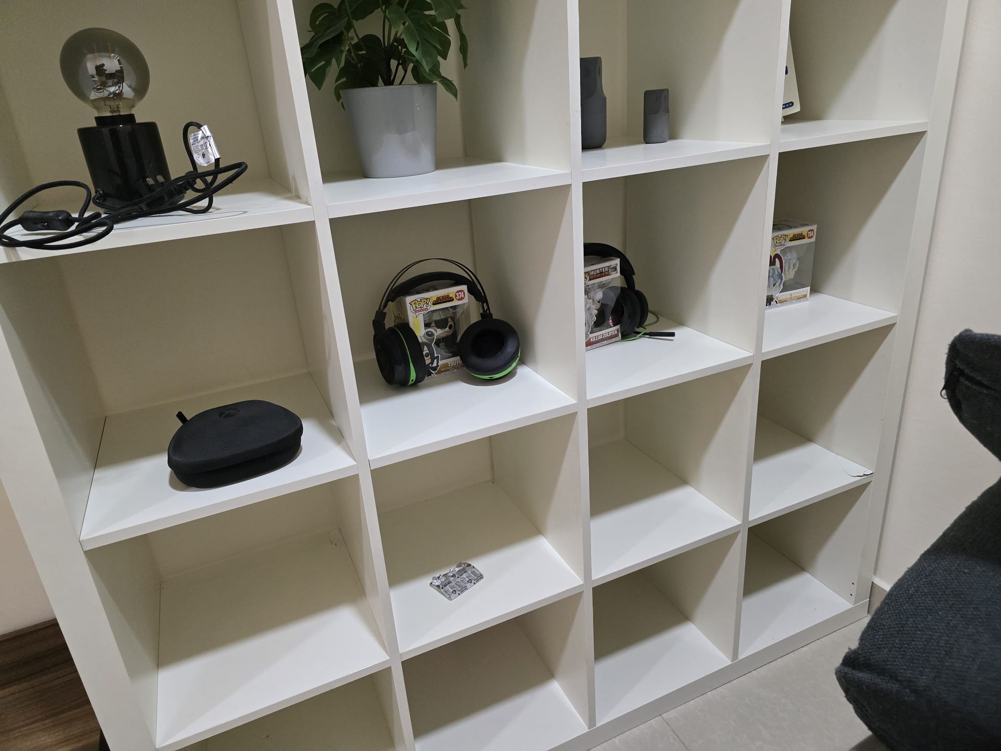 White storage unit - Decor - Image 4