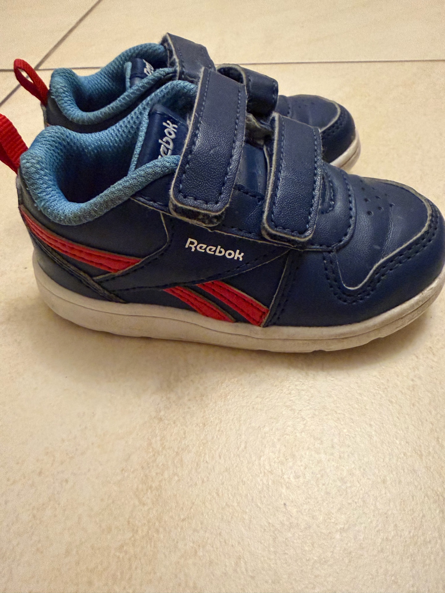 Reebok Children’s Shoes – Size 21 - Image 3
