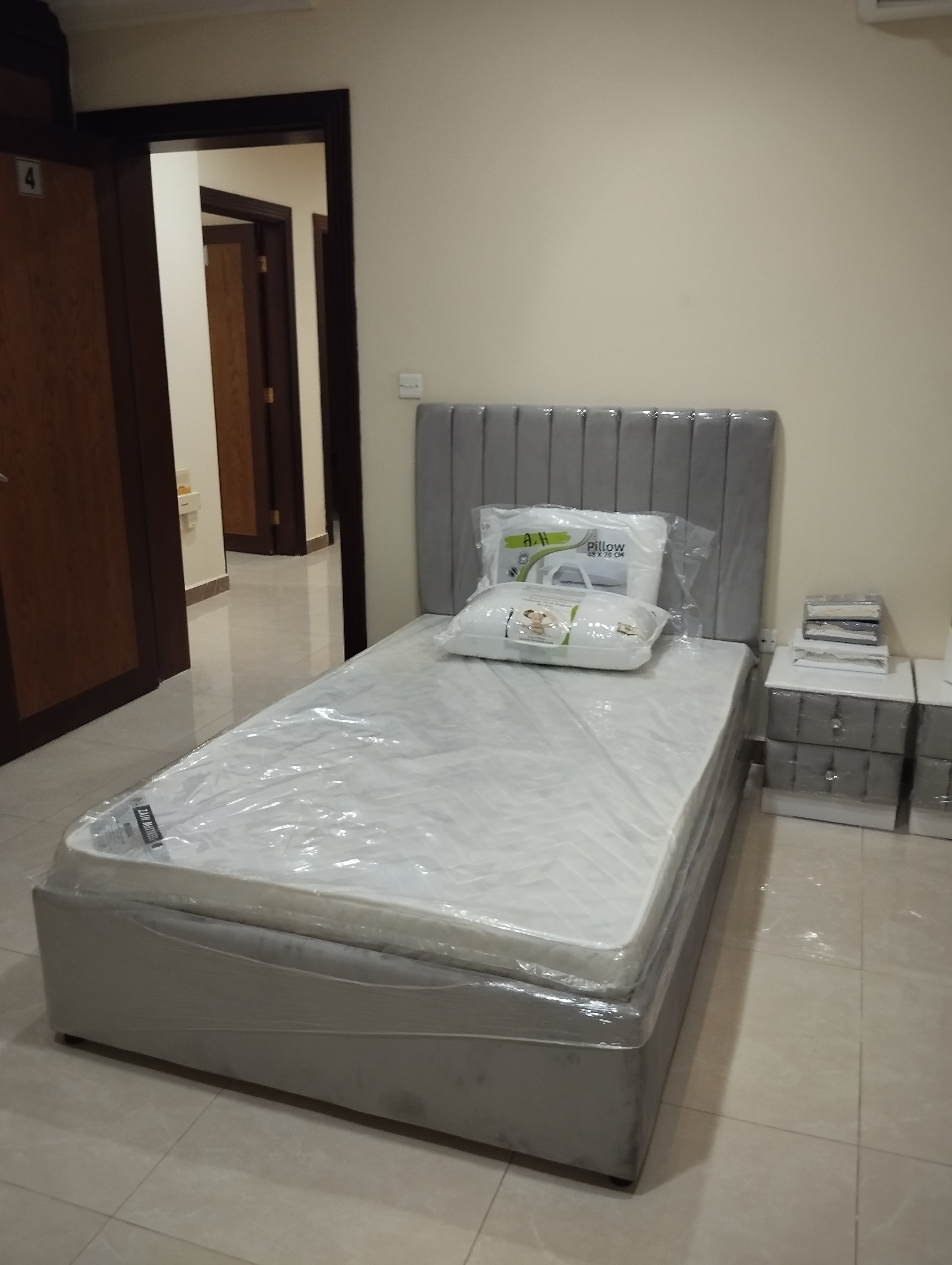 New box bed and medical mattress. - Image 1