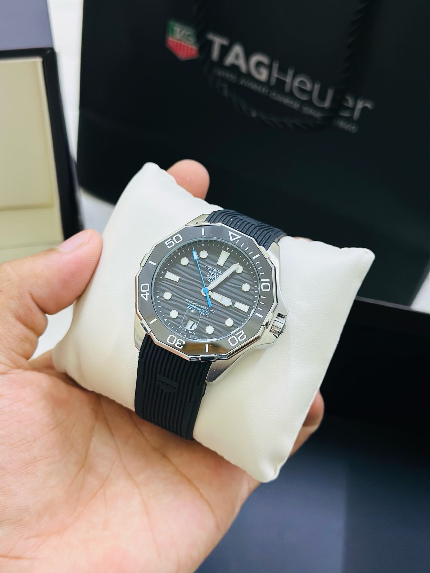 WATCH PROFESSIONAL 300 - Image 4