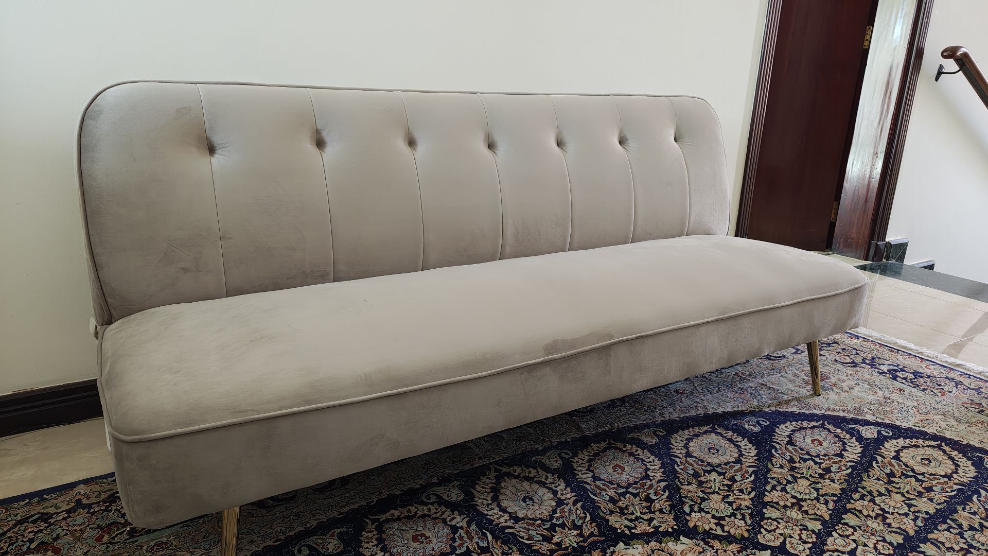 Chaise style sofa bed - Image 2