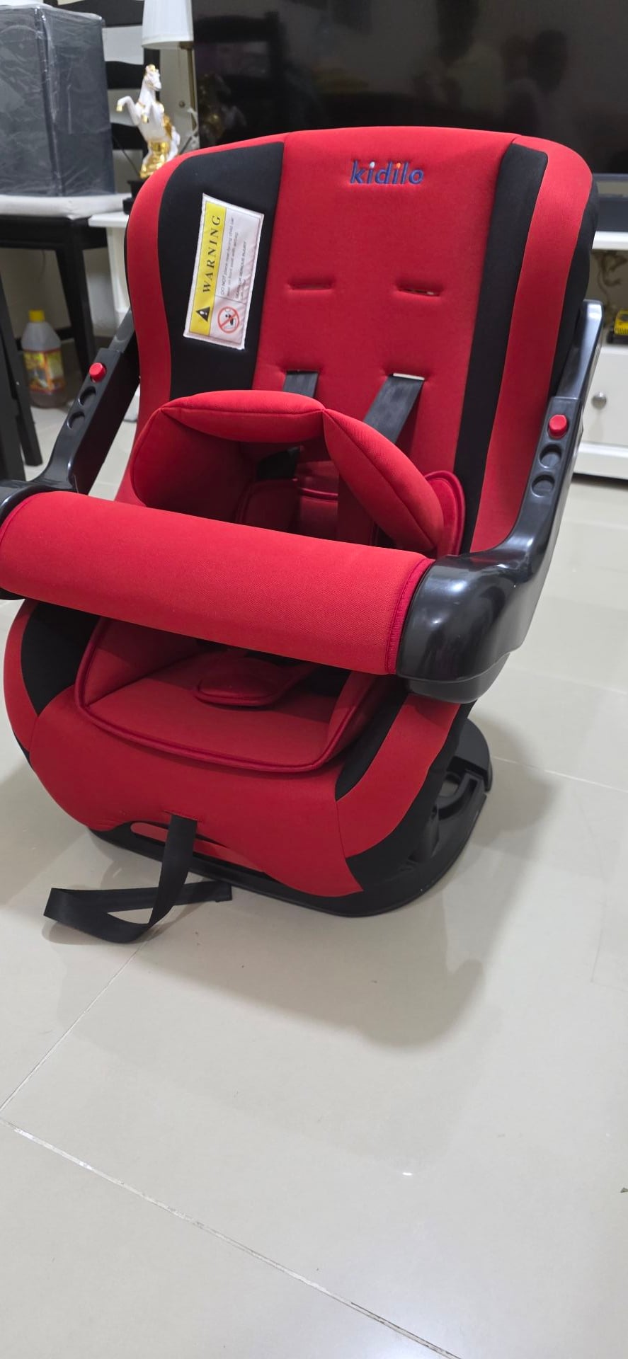Car seat - Image 1