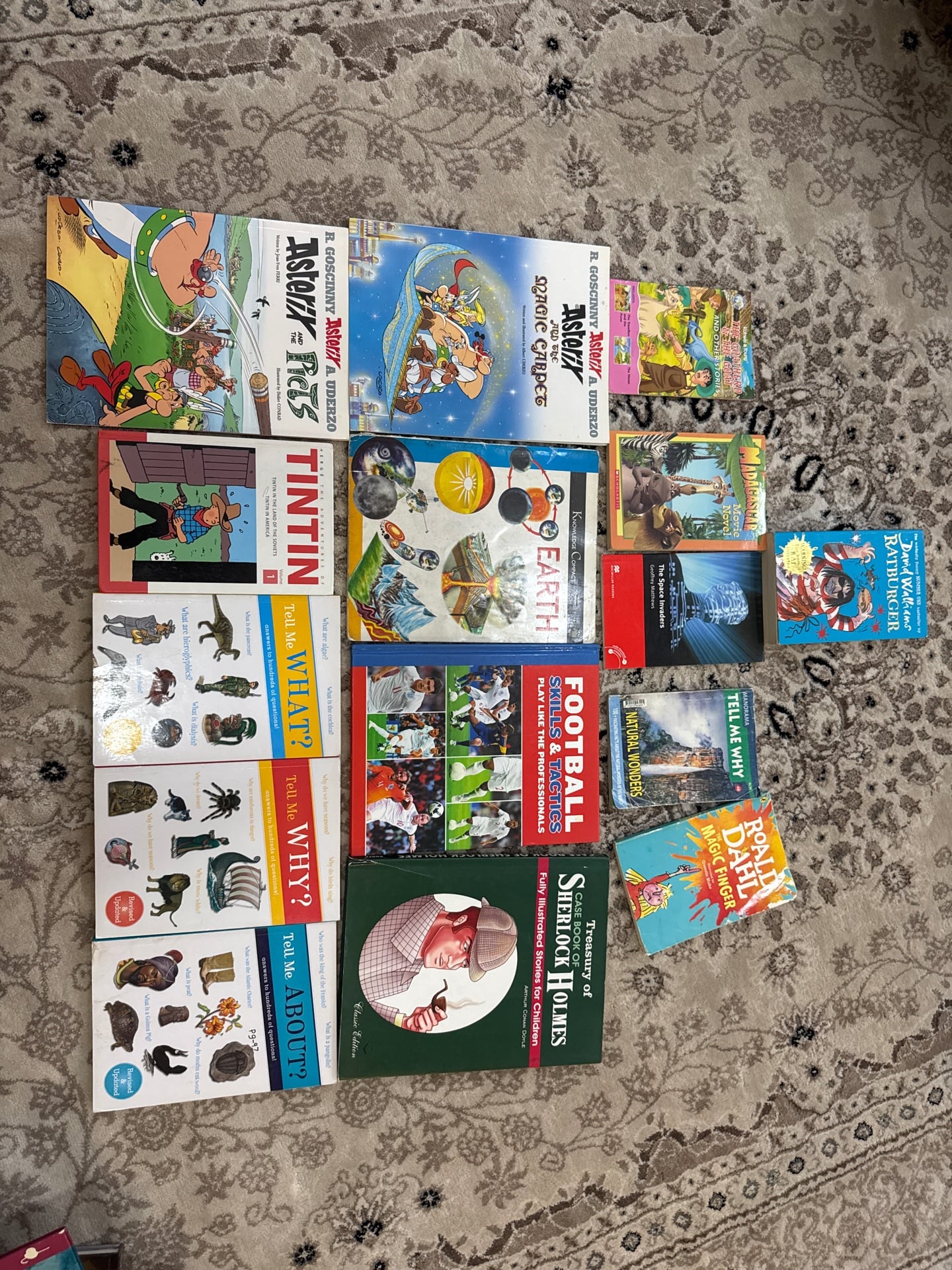 Various books for kids - Image 1