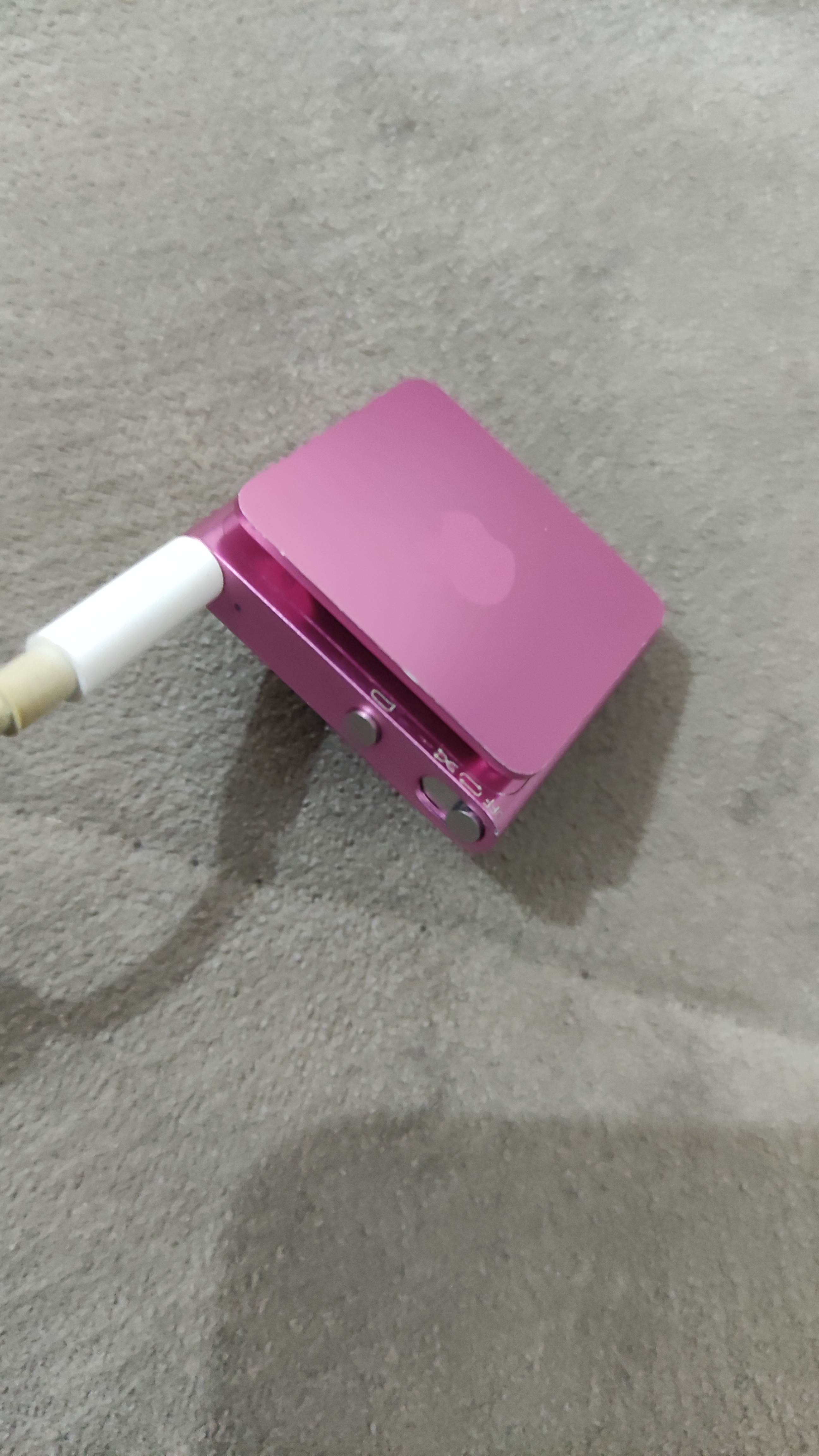 IPod suffle 4th gen (A1373) - Image 3