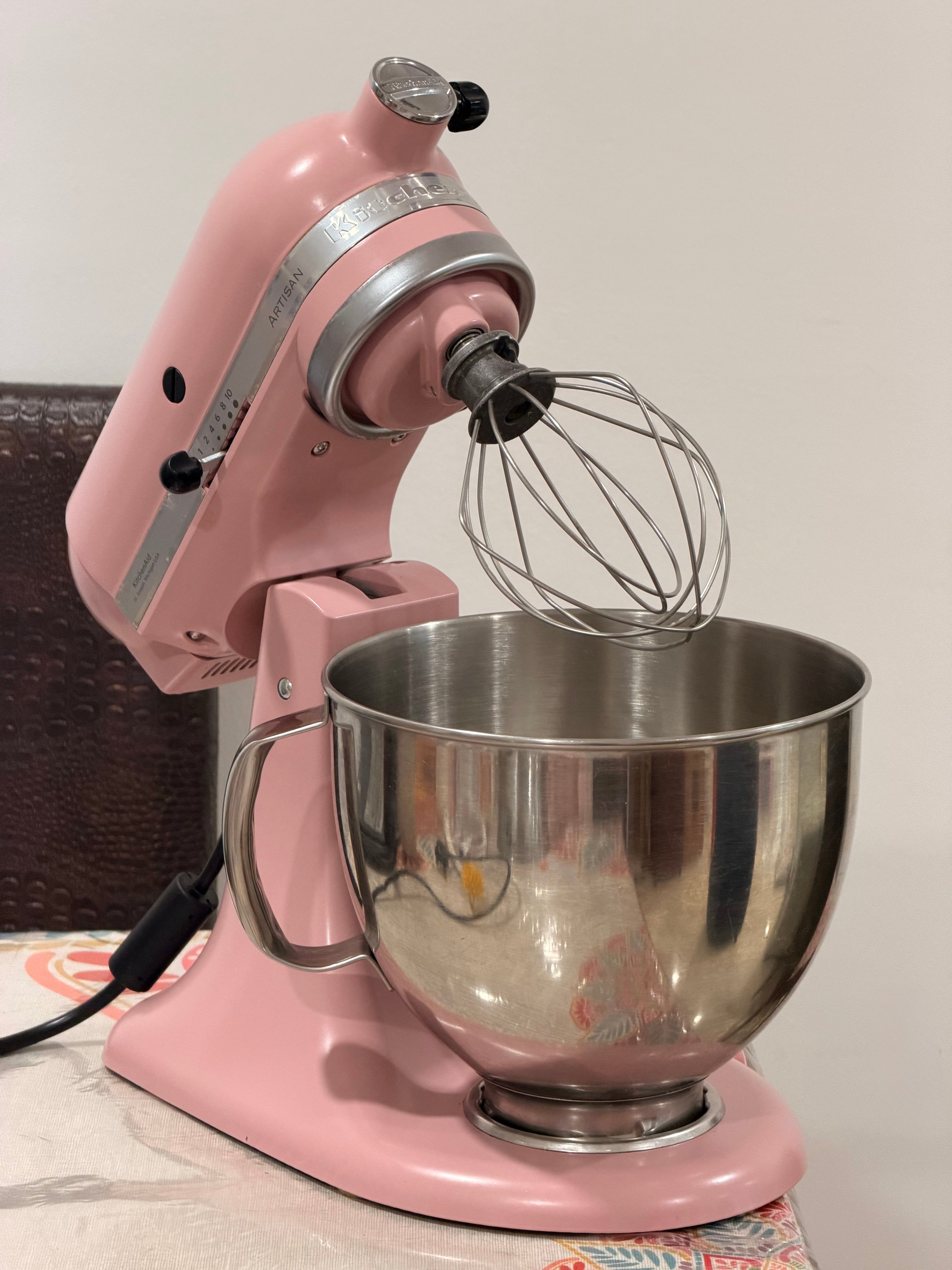 WEEKEND DEAL: KitchenAid Artisan 4.8L Mixer – Rare Feather Pink - Image 1