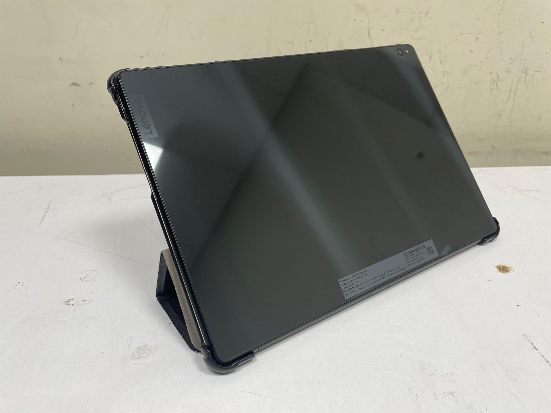 Lenovo Tab P10 - Image 2