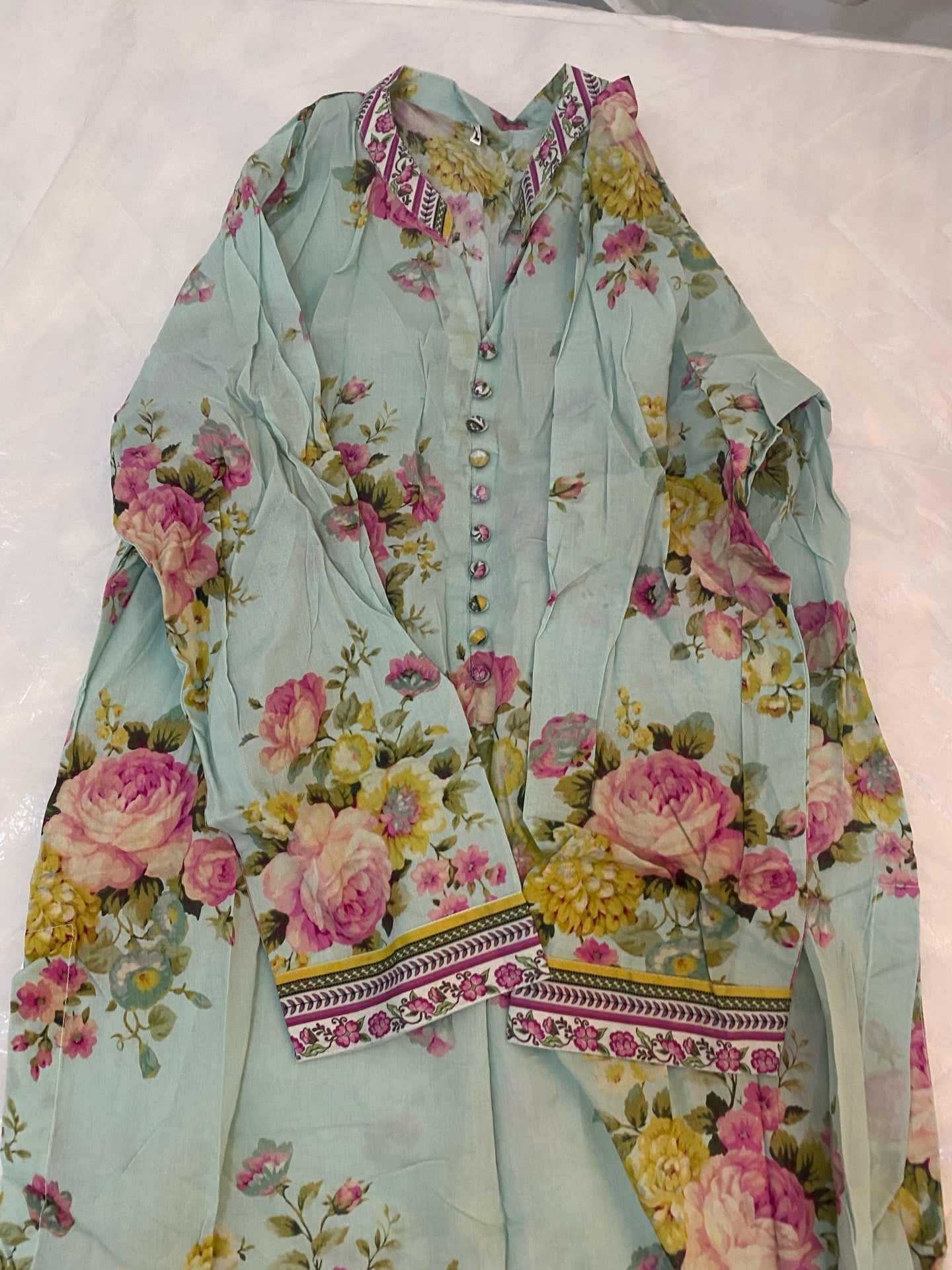 3 pcs Stitched lawan, silk suit Pakistani brand  - Image 8