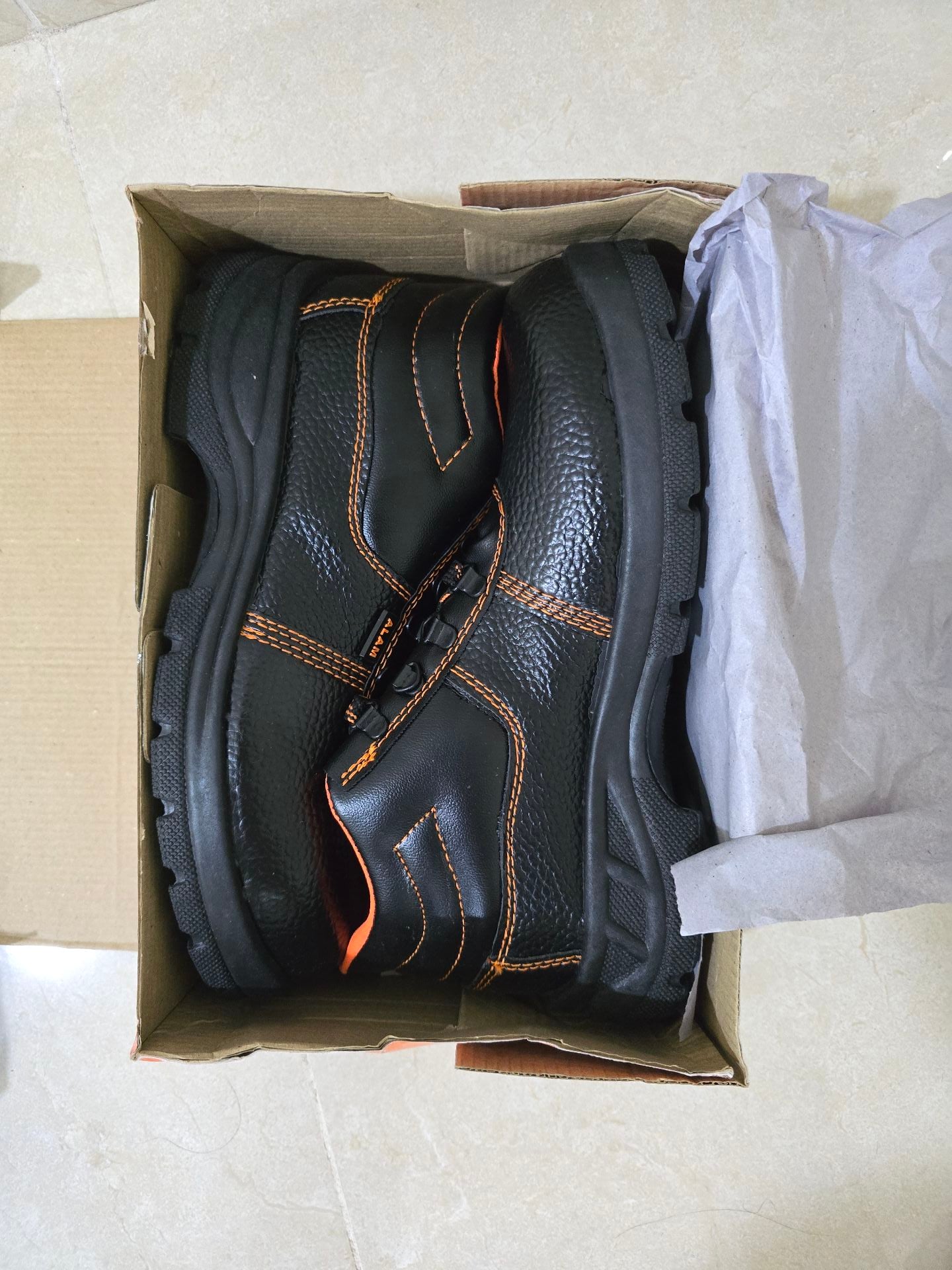 Safety Shoes - Image 2