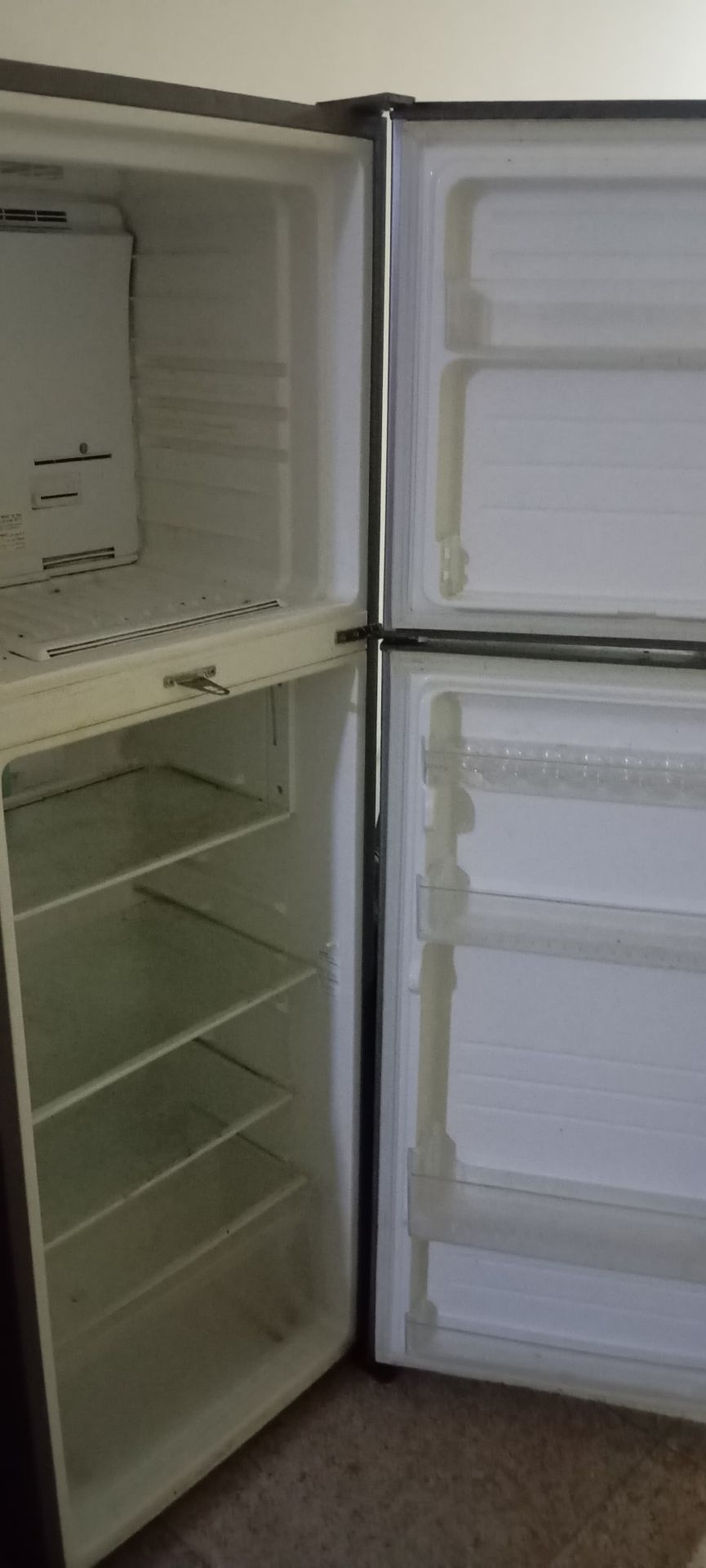 Refrigerator for sale  - Image 2