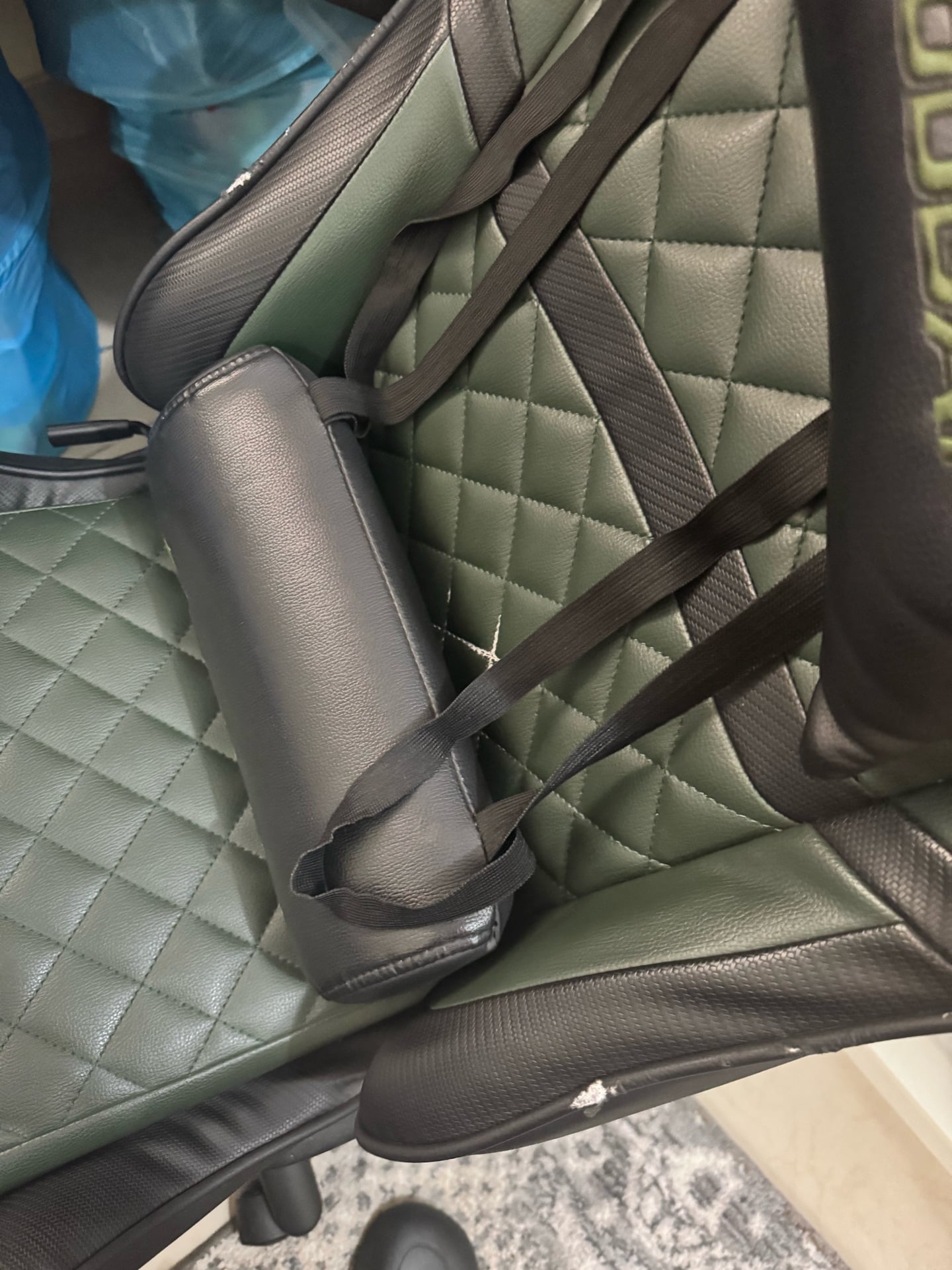 Cougar gaming chair - Image 2