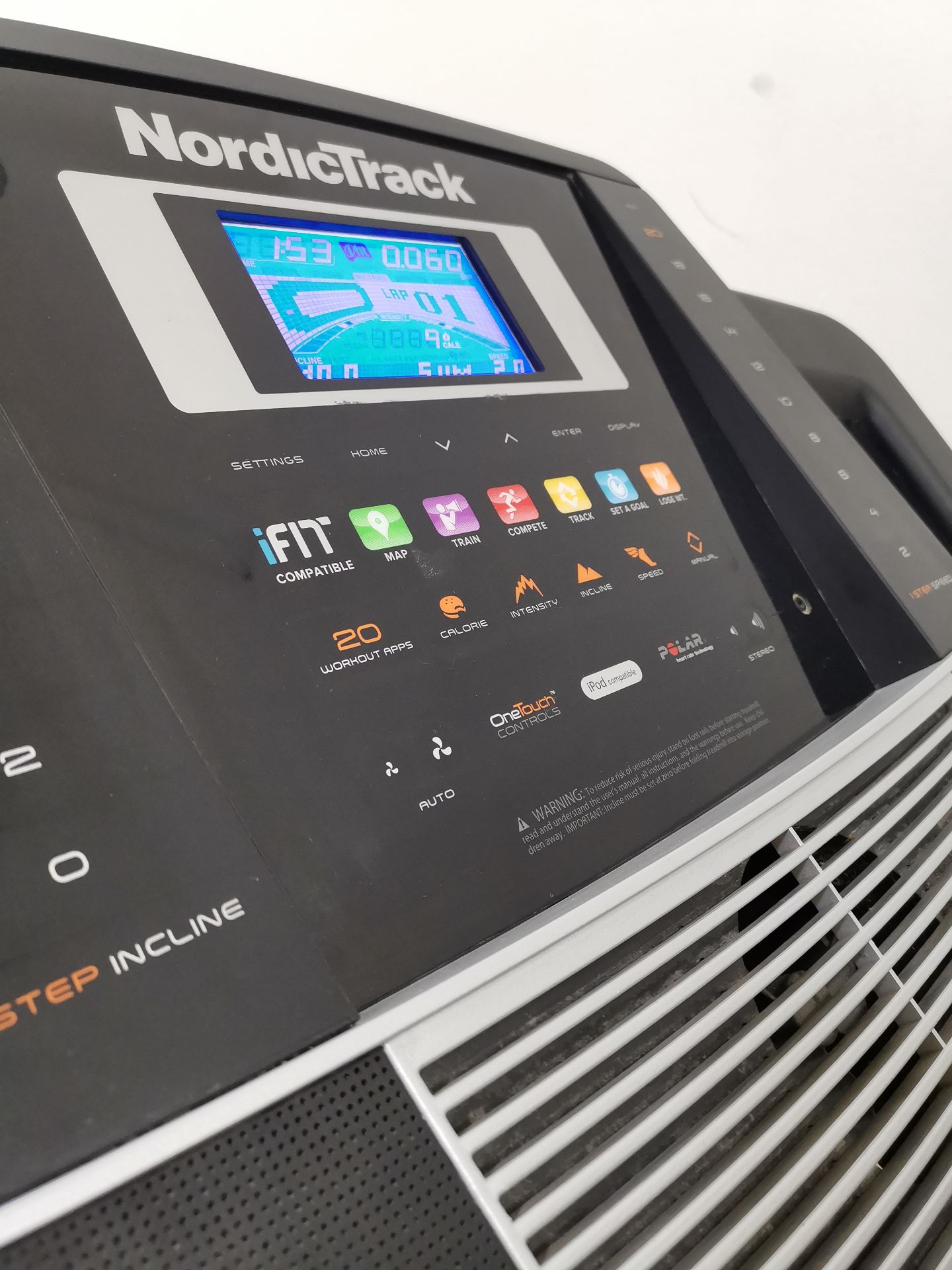 TREADMILL NORDICTRACK C200 DELIVERY FREE  - Image 6