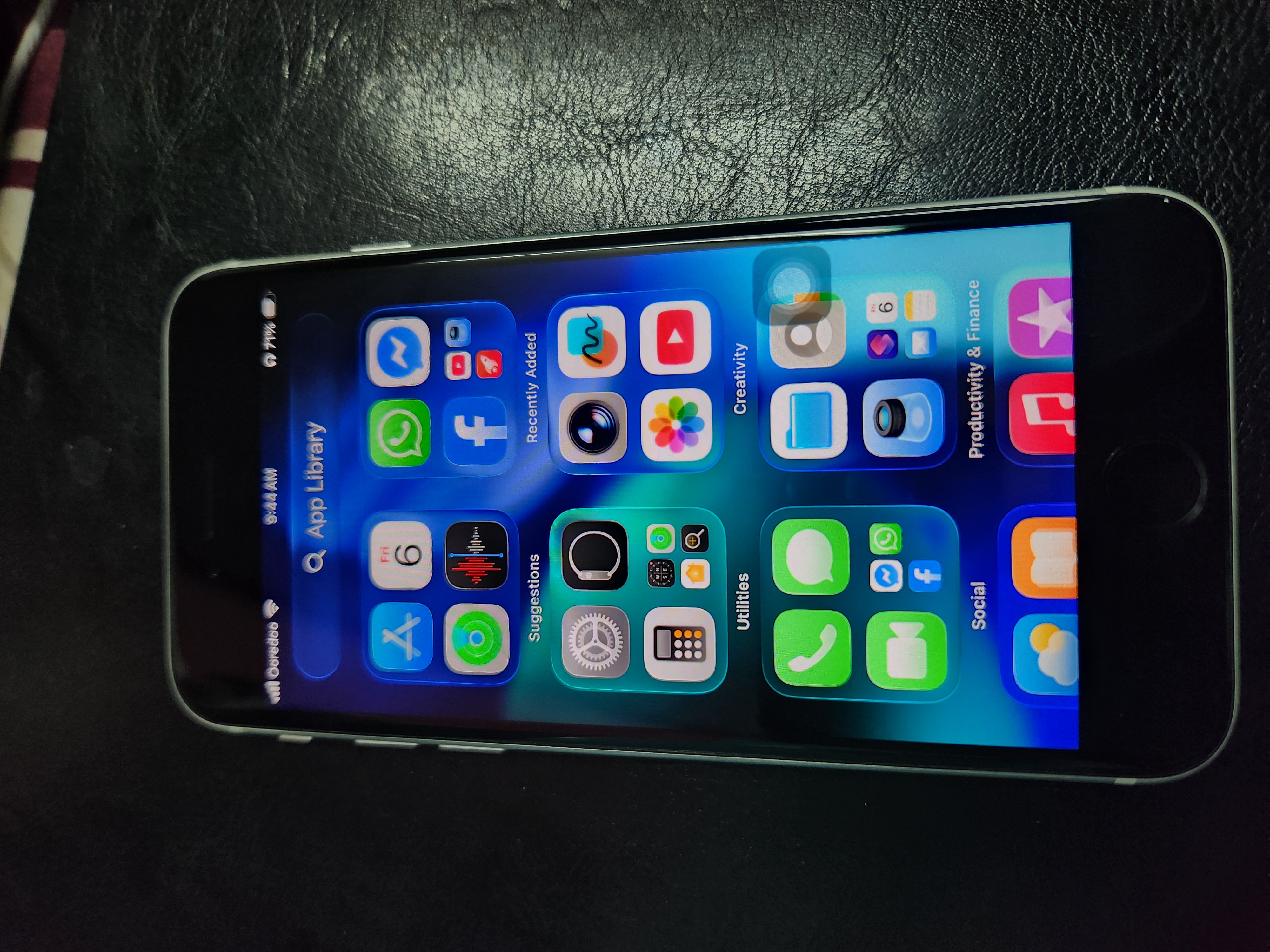 Iphone SE 2nd generation 64gb - Image 1