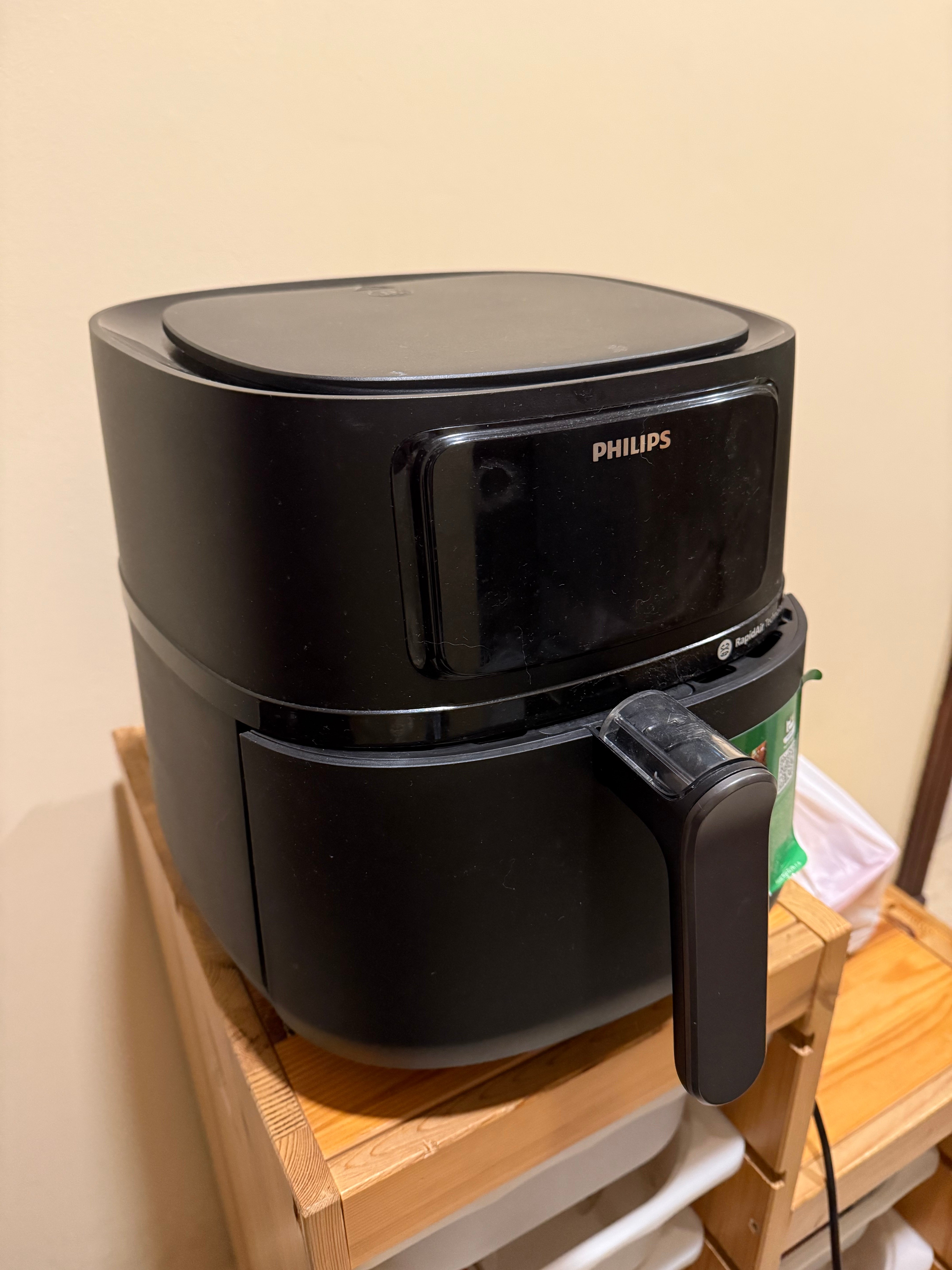 Philips Airfryer - Rapid Air Technology (Barely Used) - Image 2