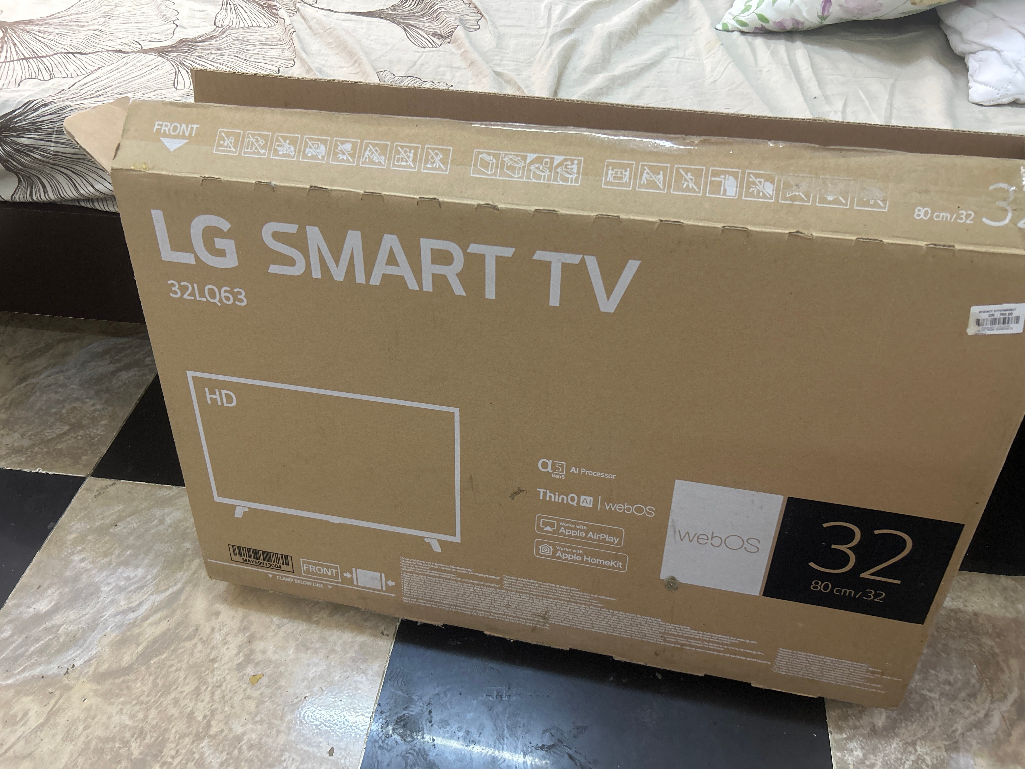 Lg smart tv 32 inch - Image 1