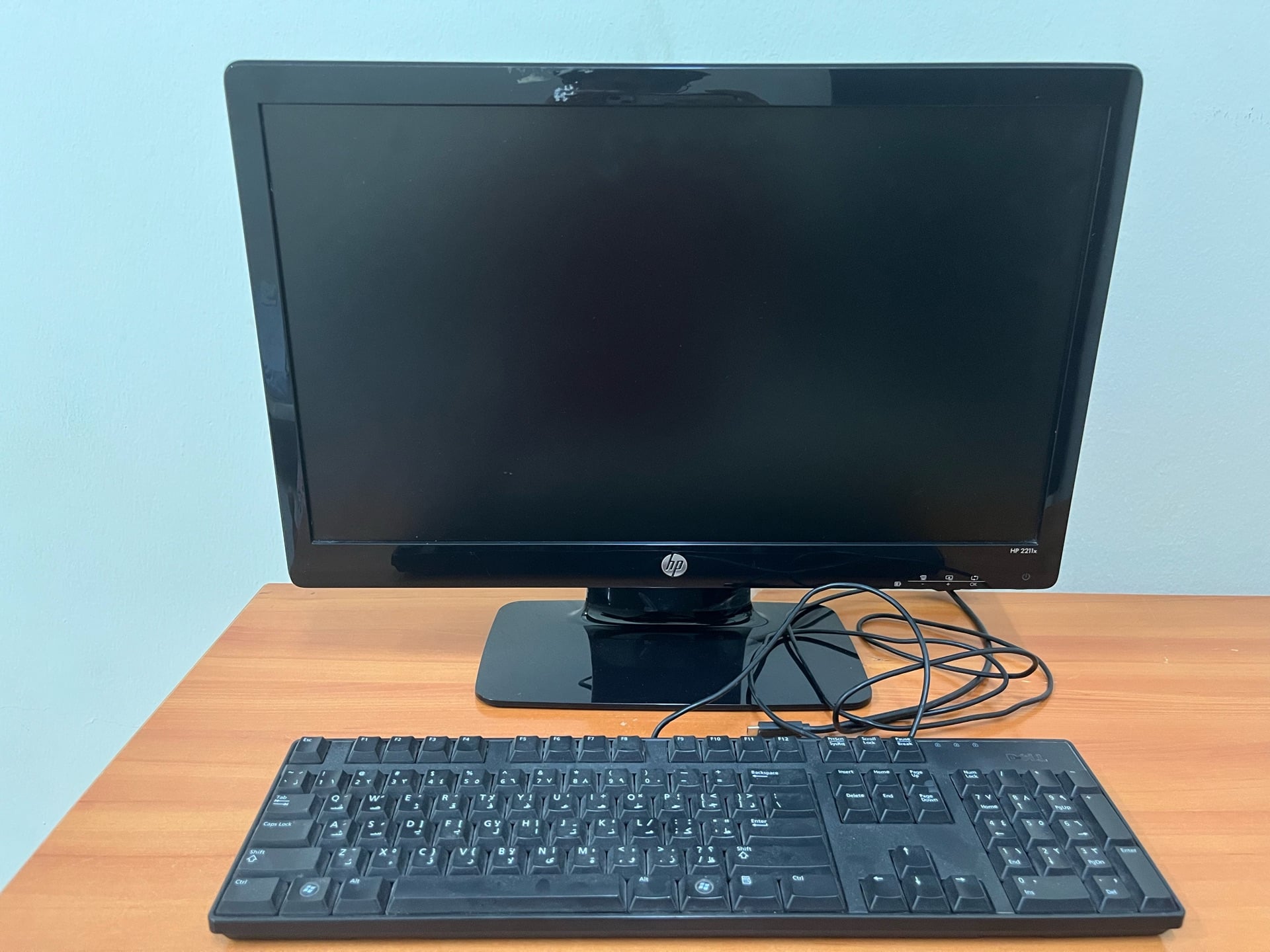 HP Monitor- HP2211X - Image 1