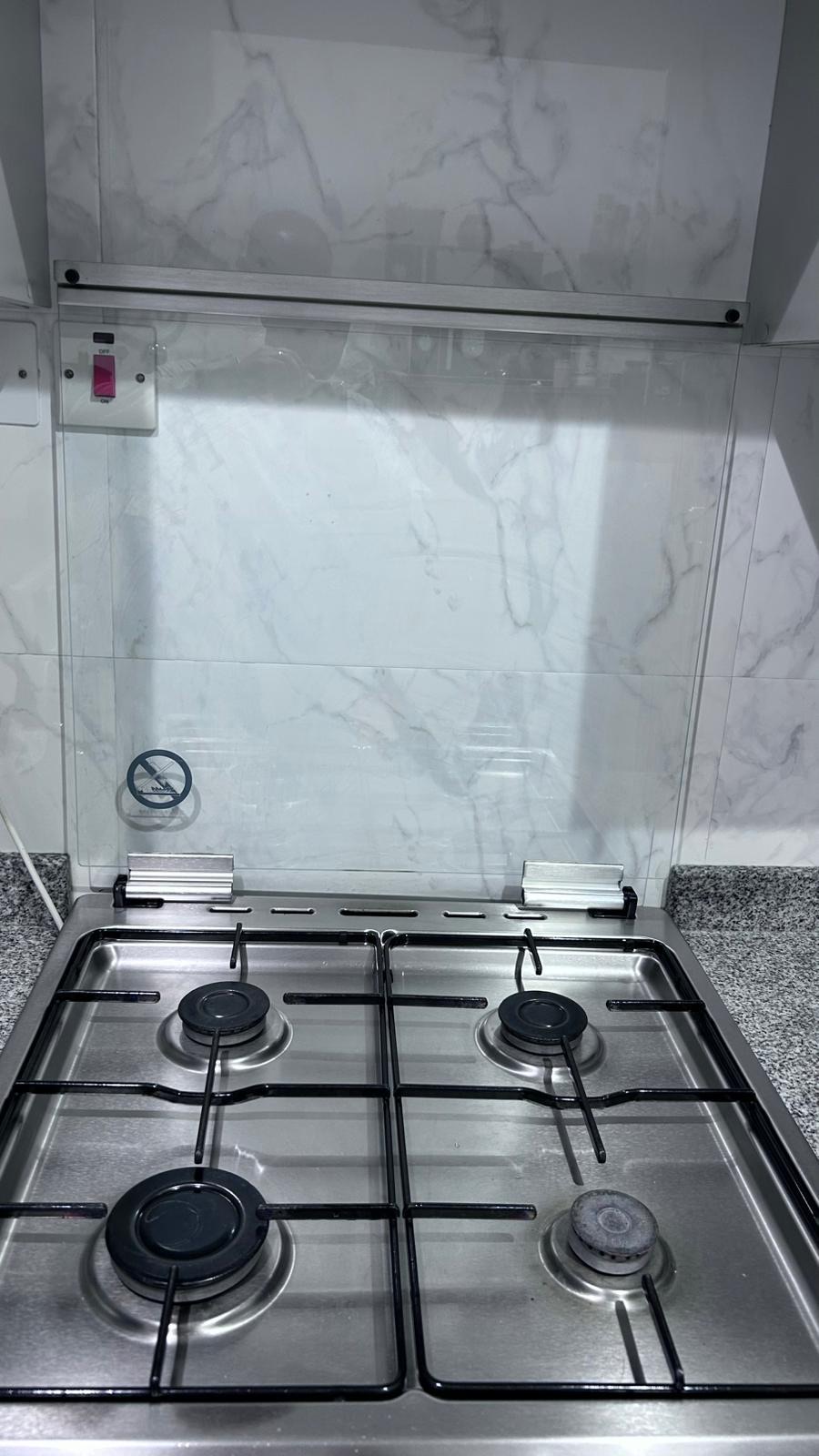 LG oven 60*60 - Image 3