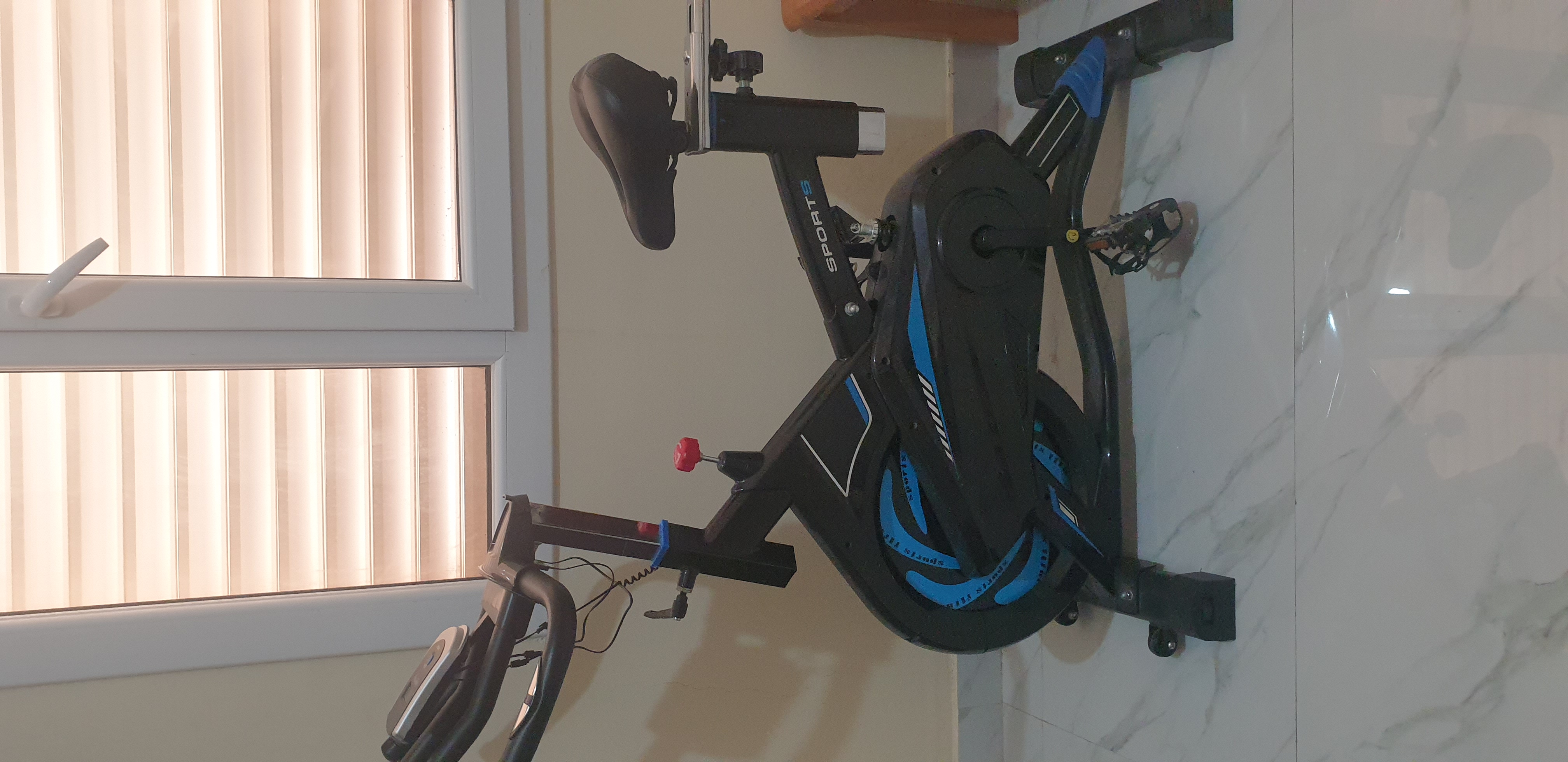 Exercise cycle  - Image 4