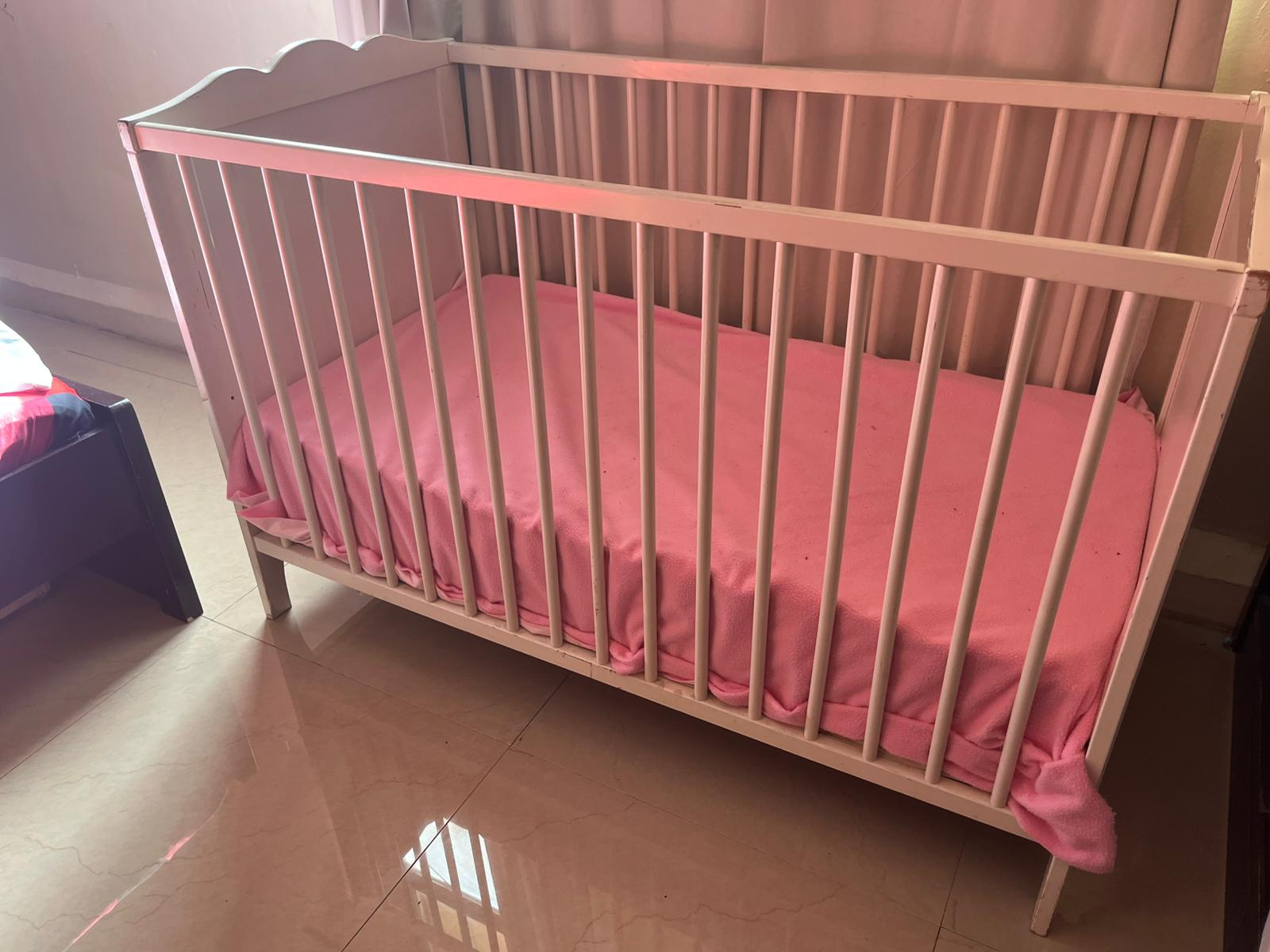  KIDS BED WITH MATRESS  - Image 3