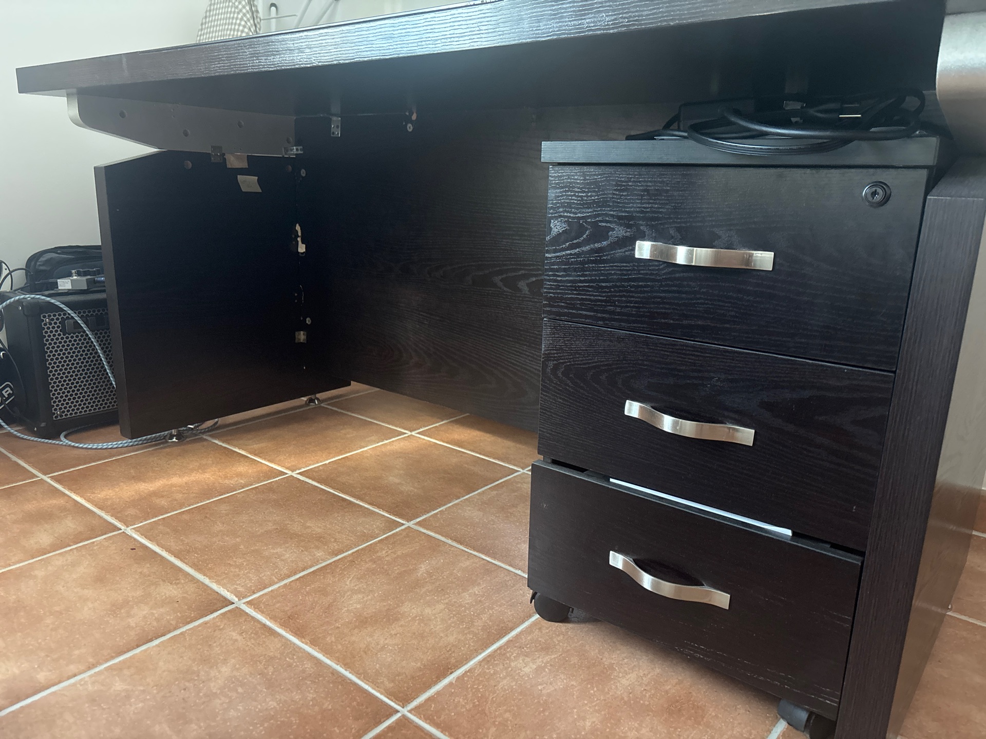 Office desk (large size) - Image 3