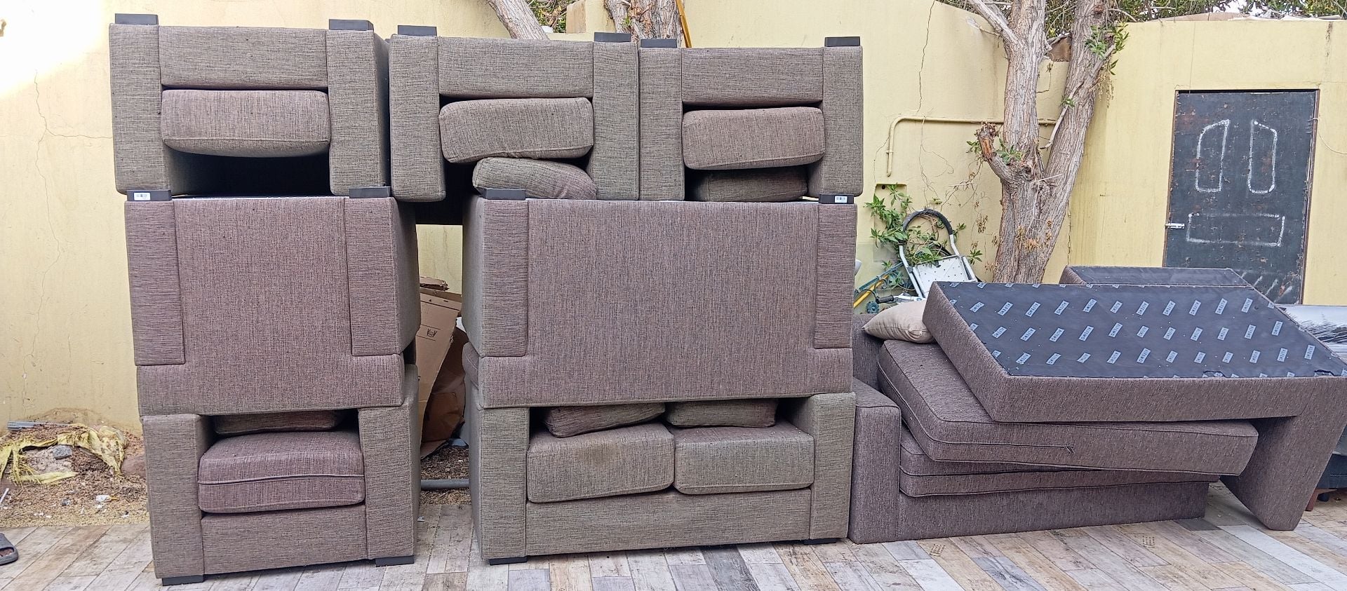 Qatar Airways furniture - Image 1