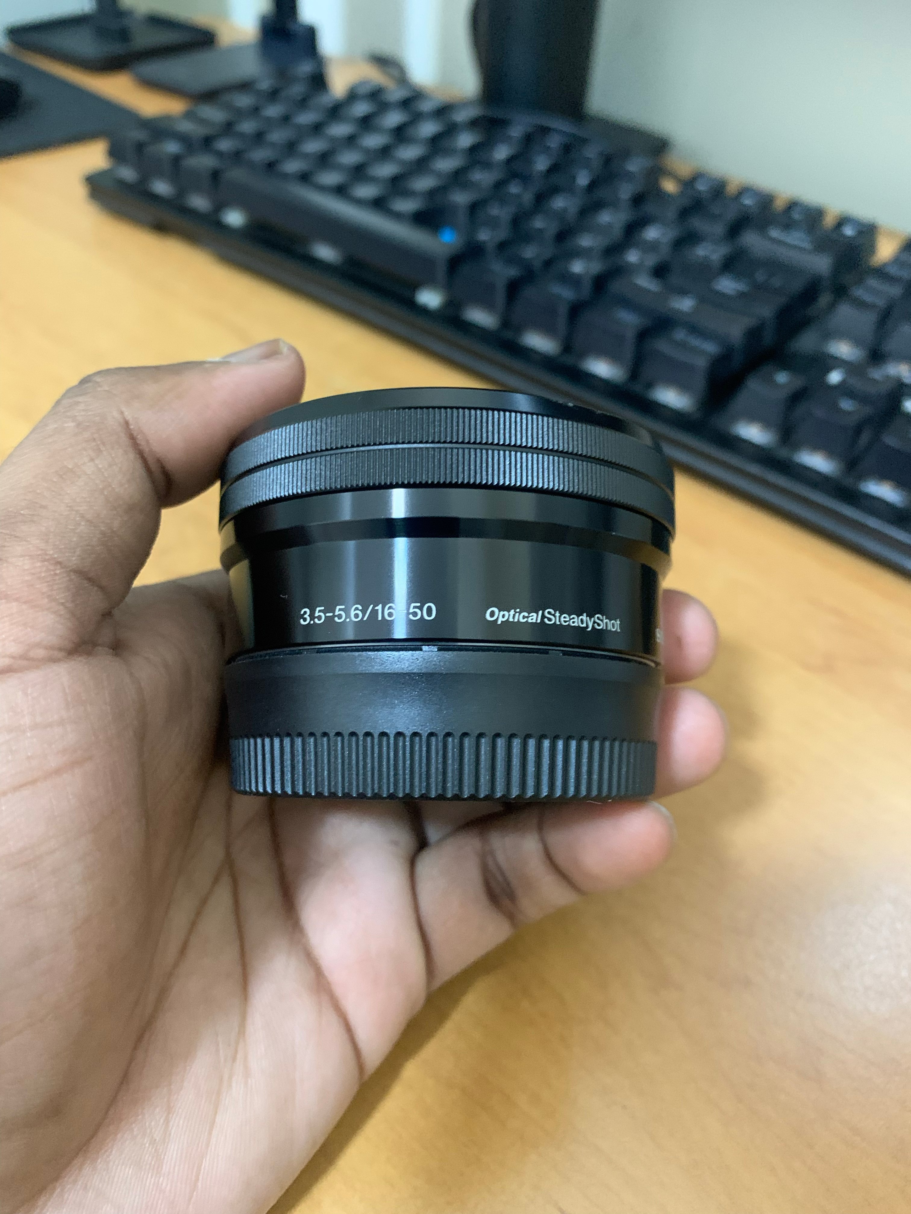 Sony E PZ 16-50 mm F3.5-5.6 OSS  - Image 2