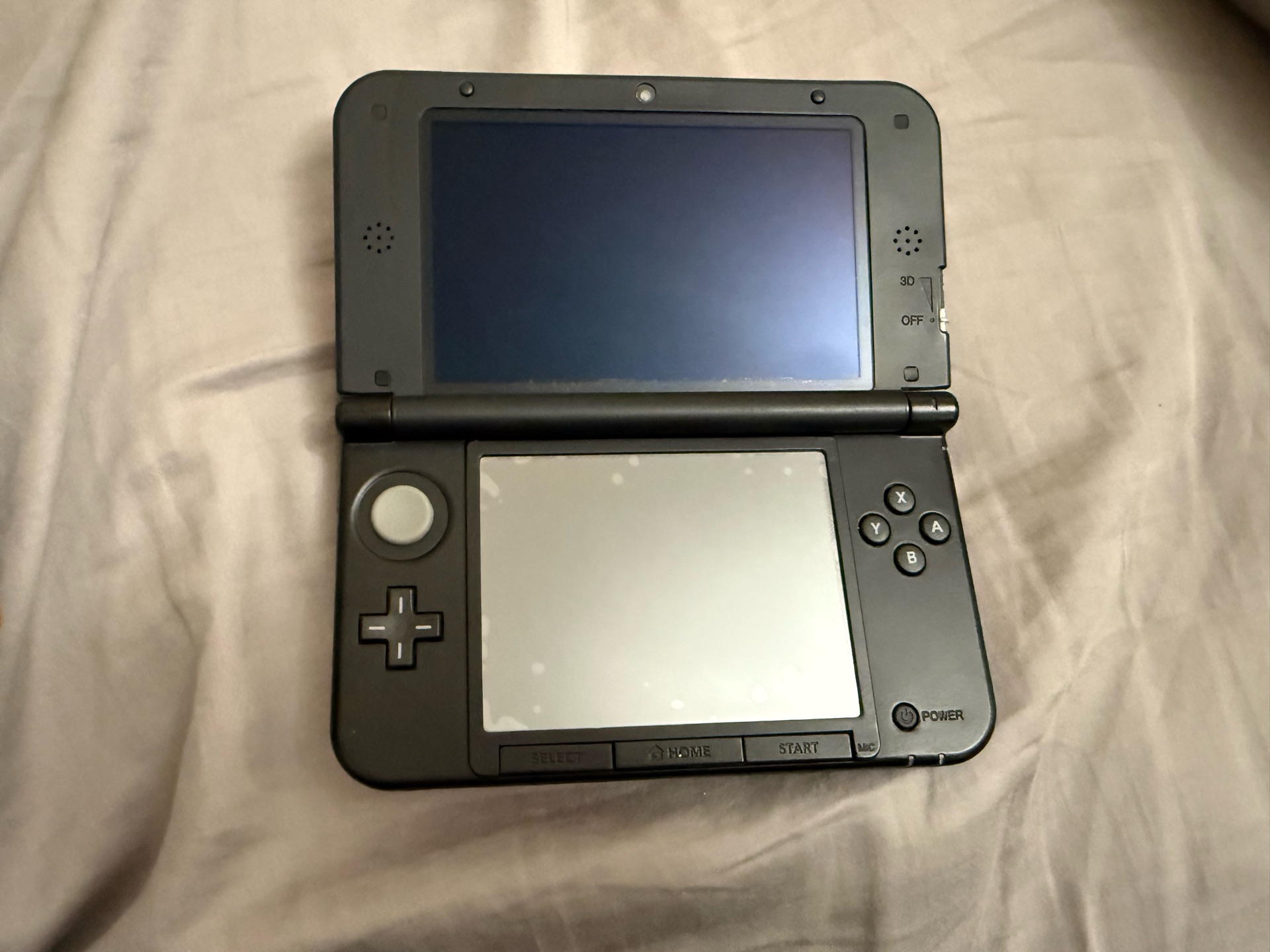Nintendo 3DS XL للبيع - Image 2