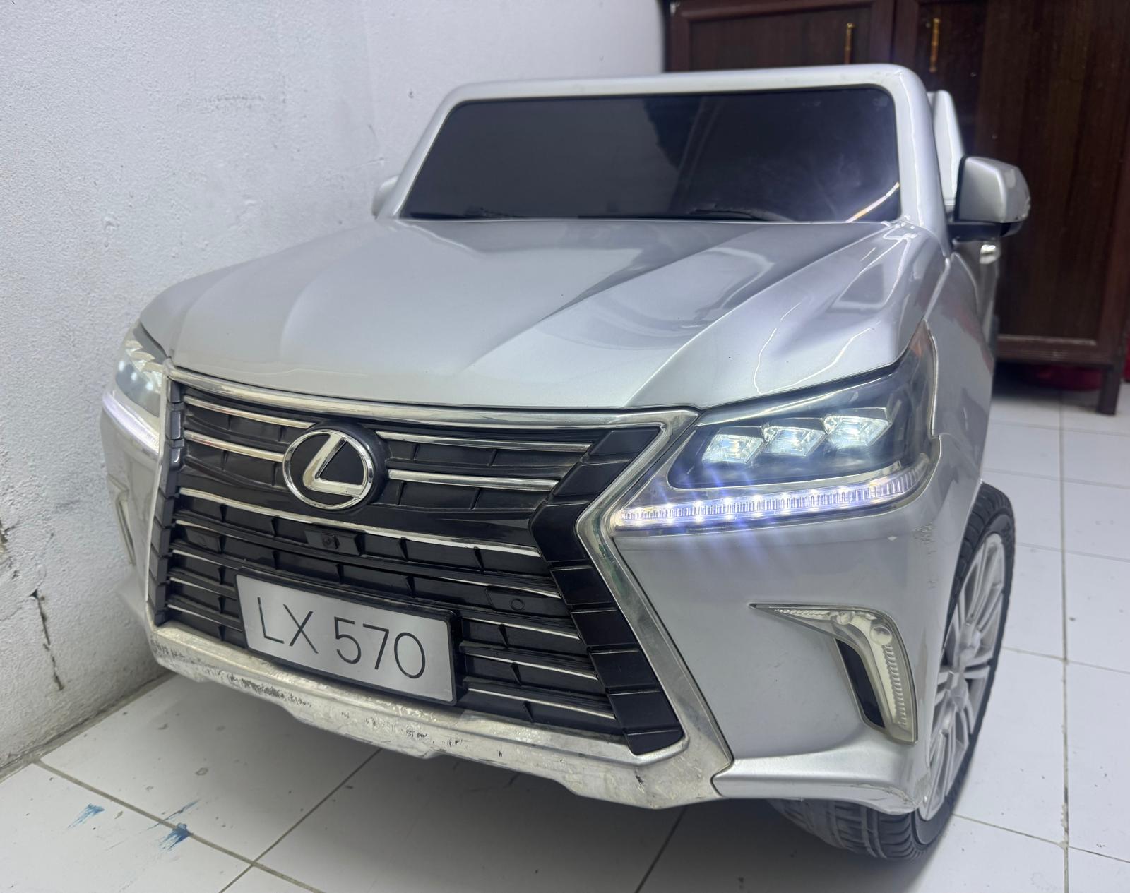 LEXUS TOY CAR FOR SALE - Image 4