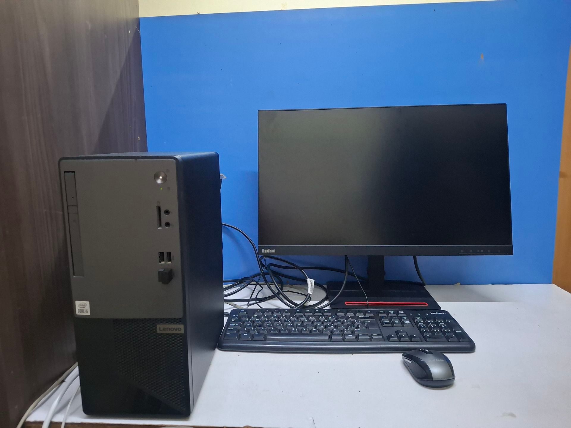 core i5 10th gen 16gb ram 512gb ssd screen 24" - Image 1
