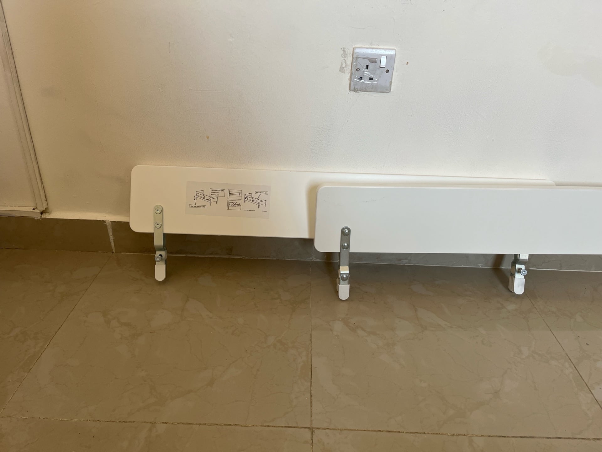Bed railings - Image 2