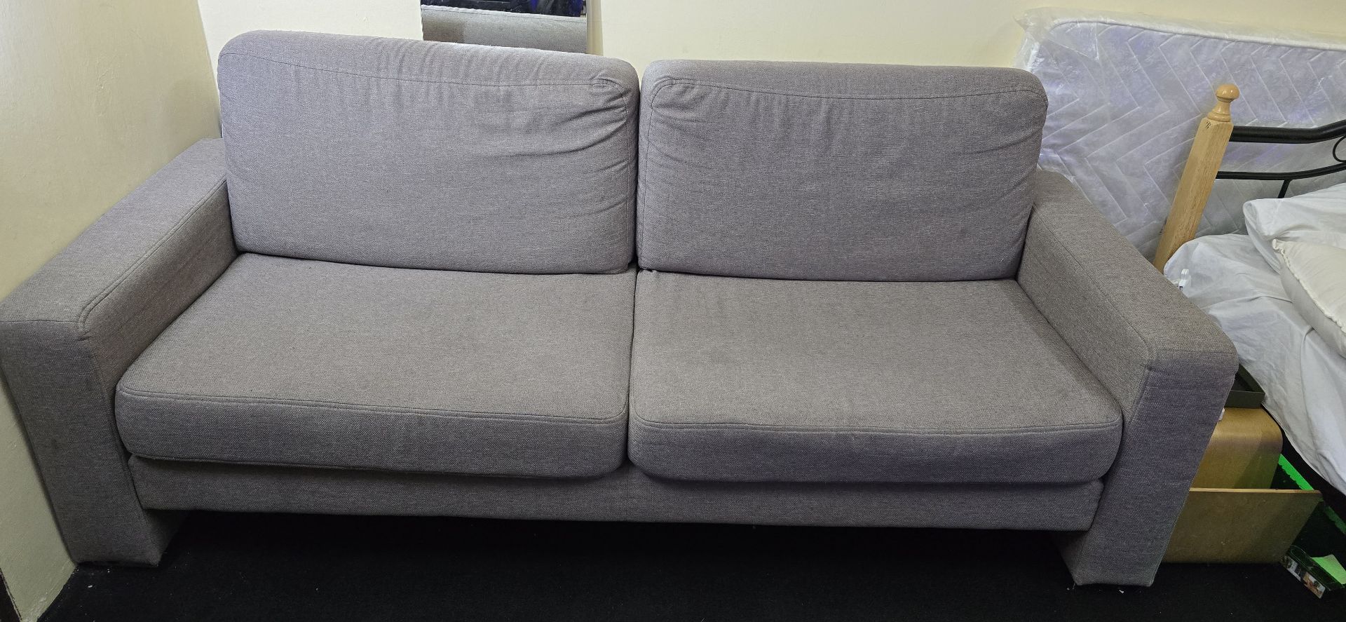 Comfortable sofa  - Image 2