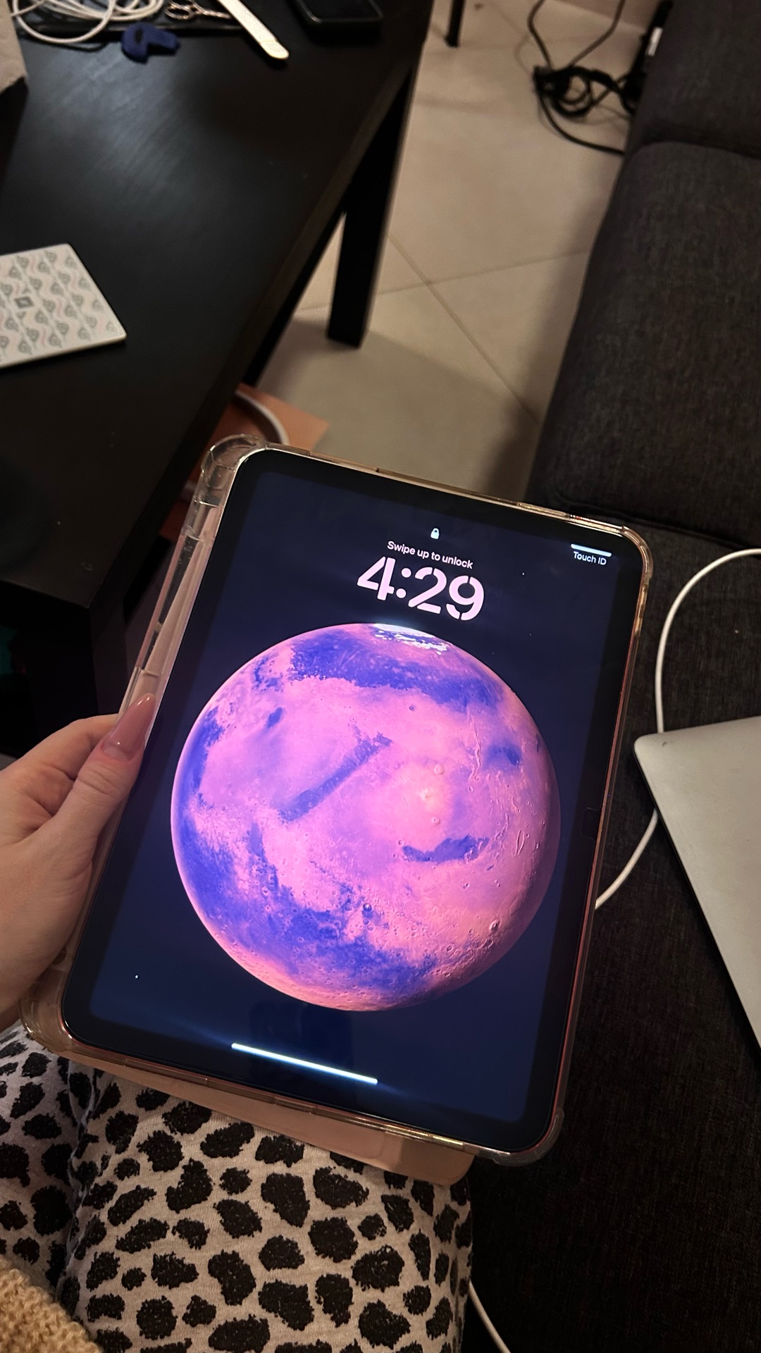 Ipad 10 generation - Image 1