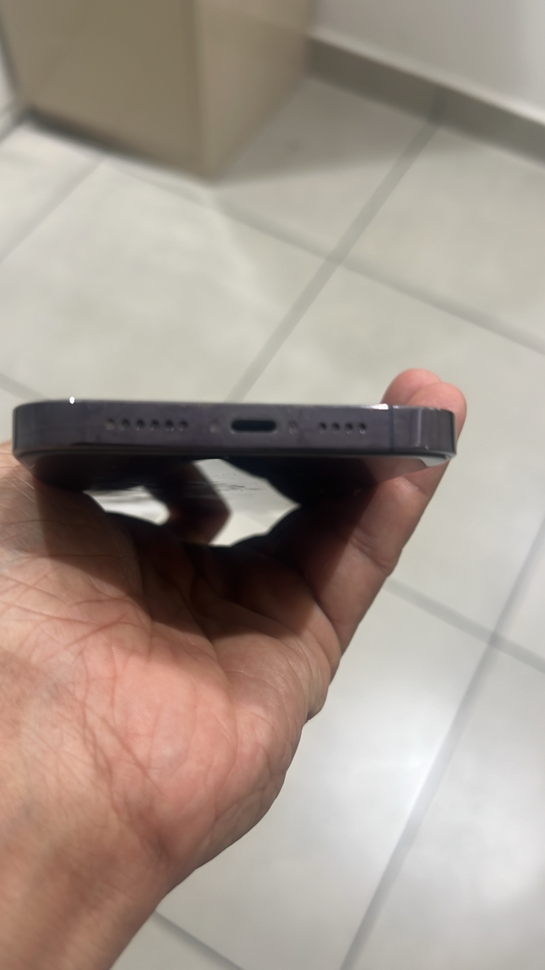 iPhone - Image 2