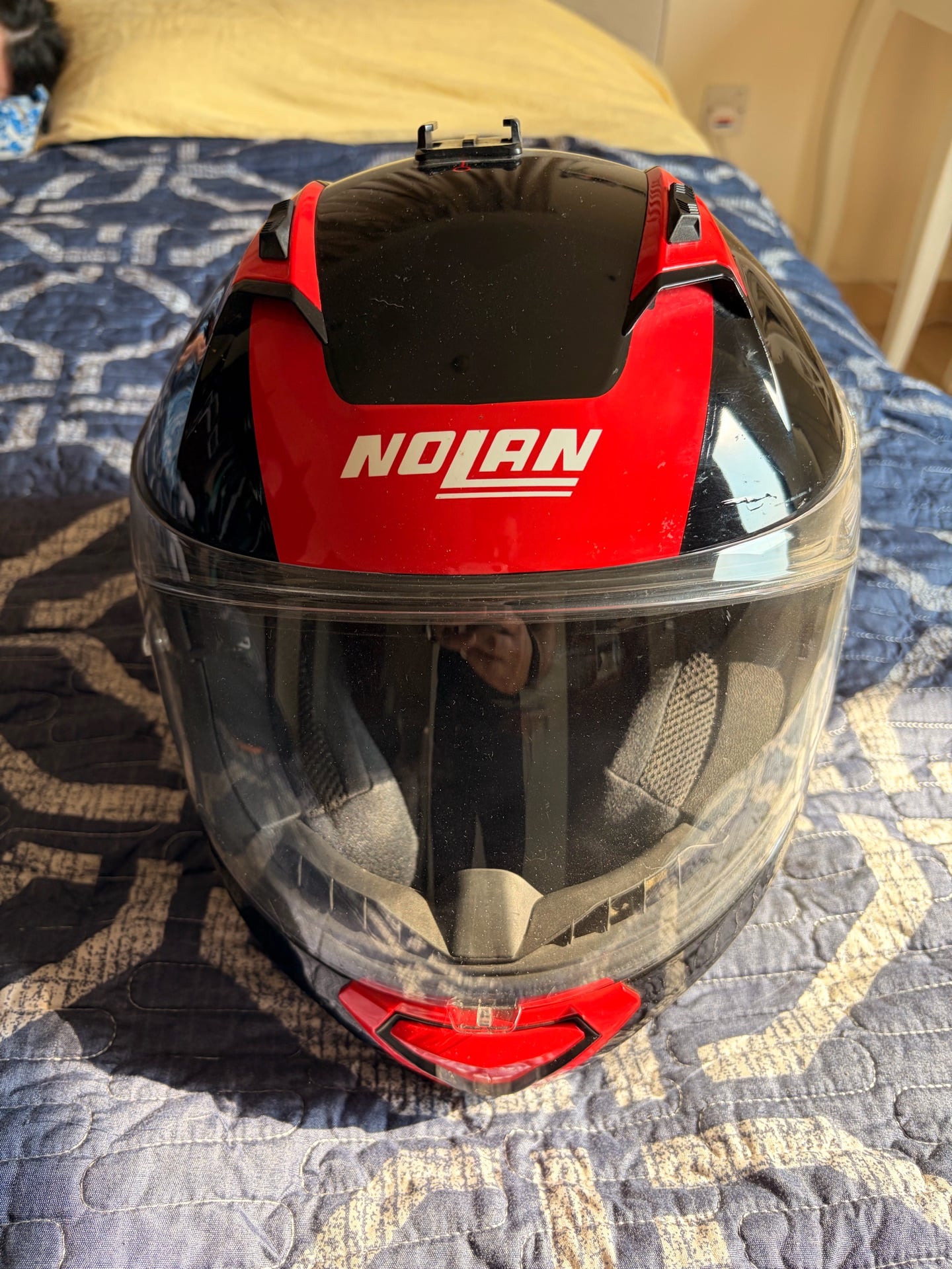 خوذة Nolan N87 Plus كاملة الوجه مع نظام اتصال بلوتوث Sena 20S مقاس L - Image 1