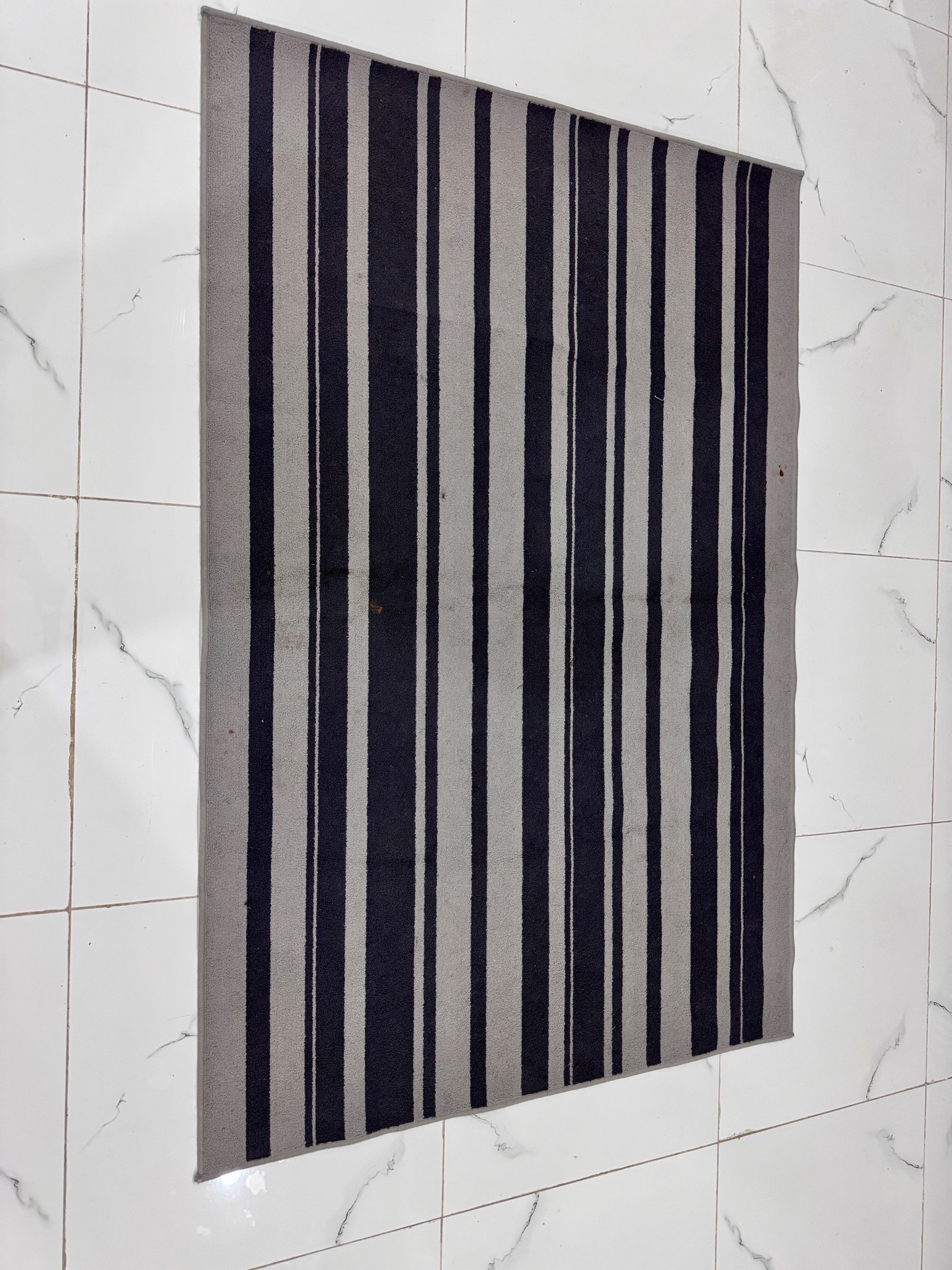 Ikea Ibsted rug 180*120 - Image 4