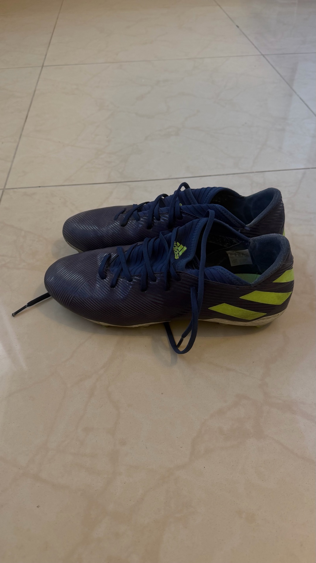 Football boots Size 43.5, UK Size 9 - Image 6