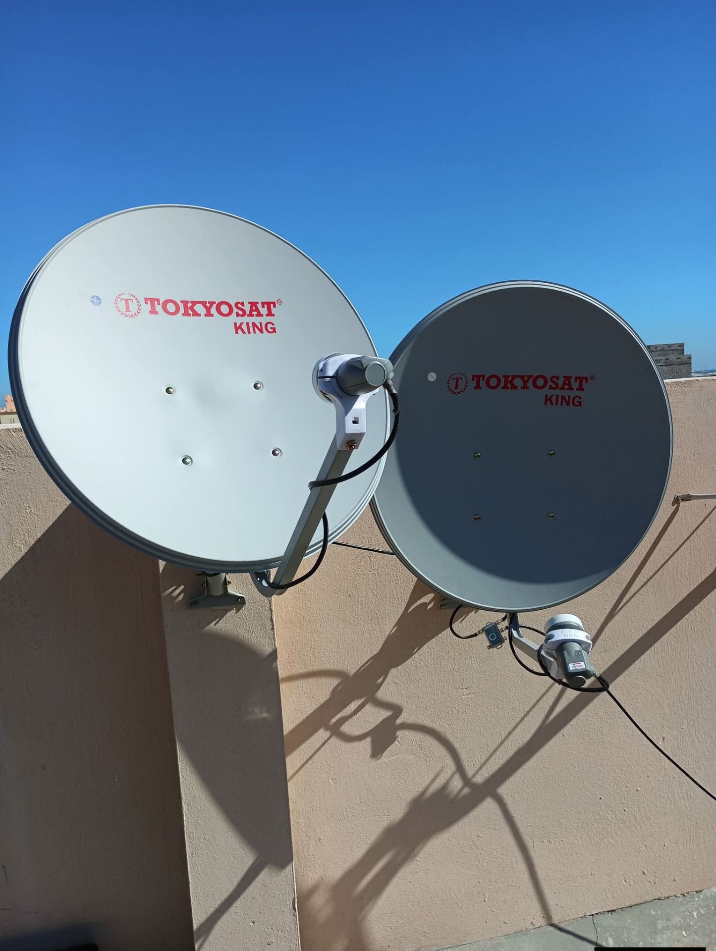 Satellite Cable Receiver - Image 1