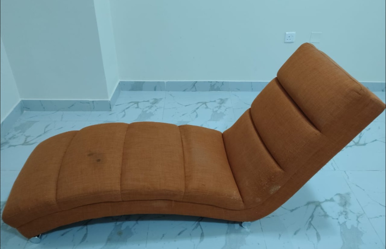 REALAX SOFA - GOOD CONDITION THROUGH AWAY PRICE - Image 3