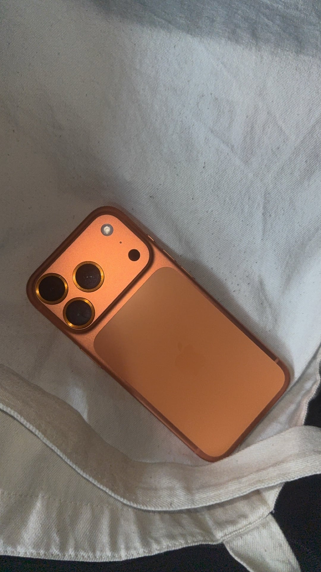 iPhone 17 Pro - Image 3