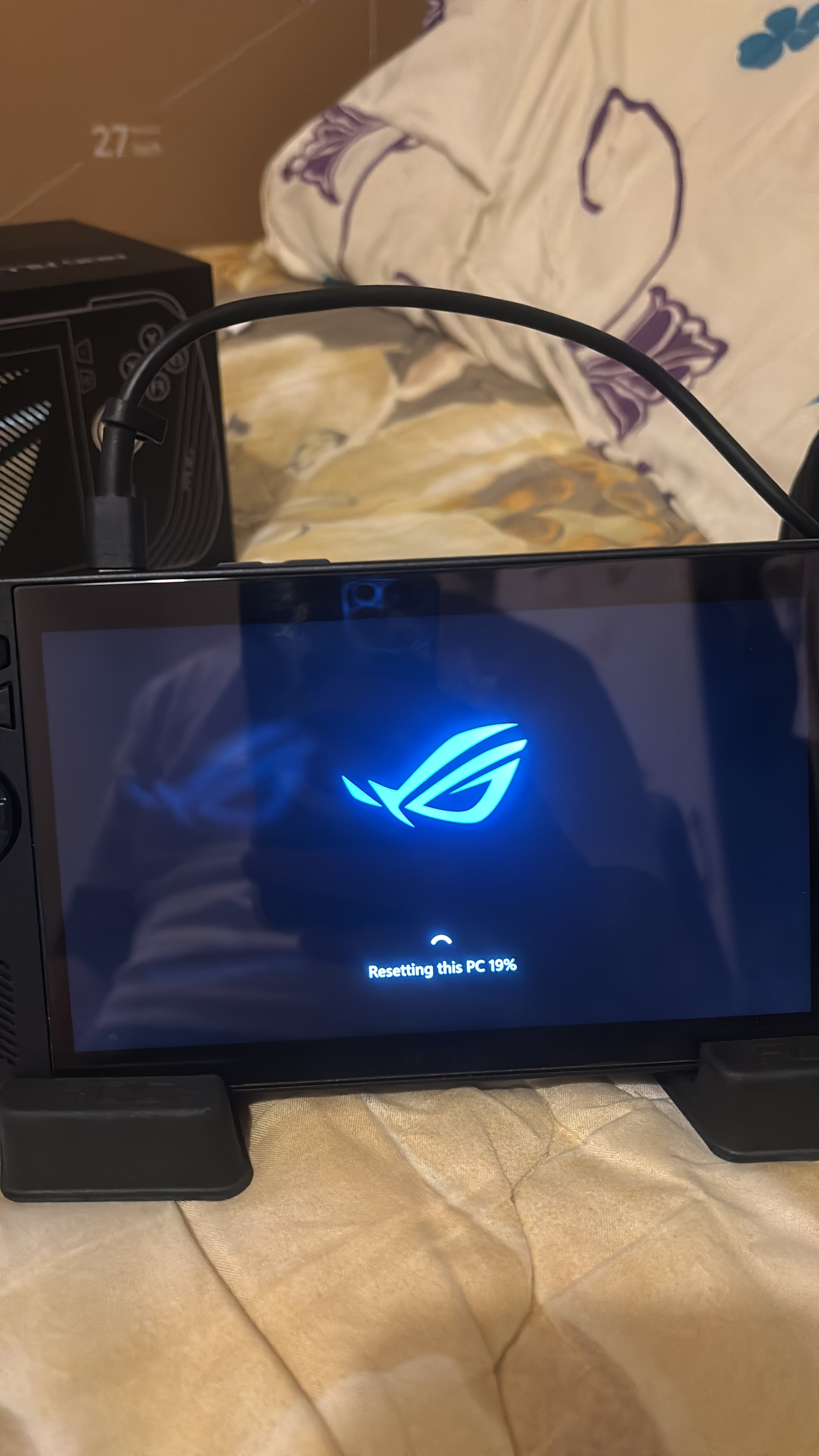 Asus rog ally X - Image 4