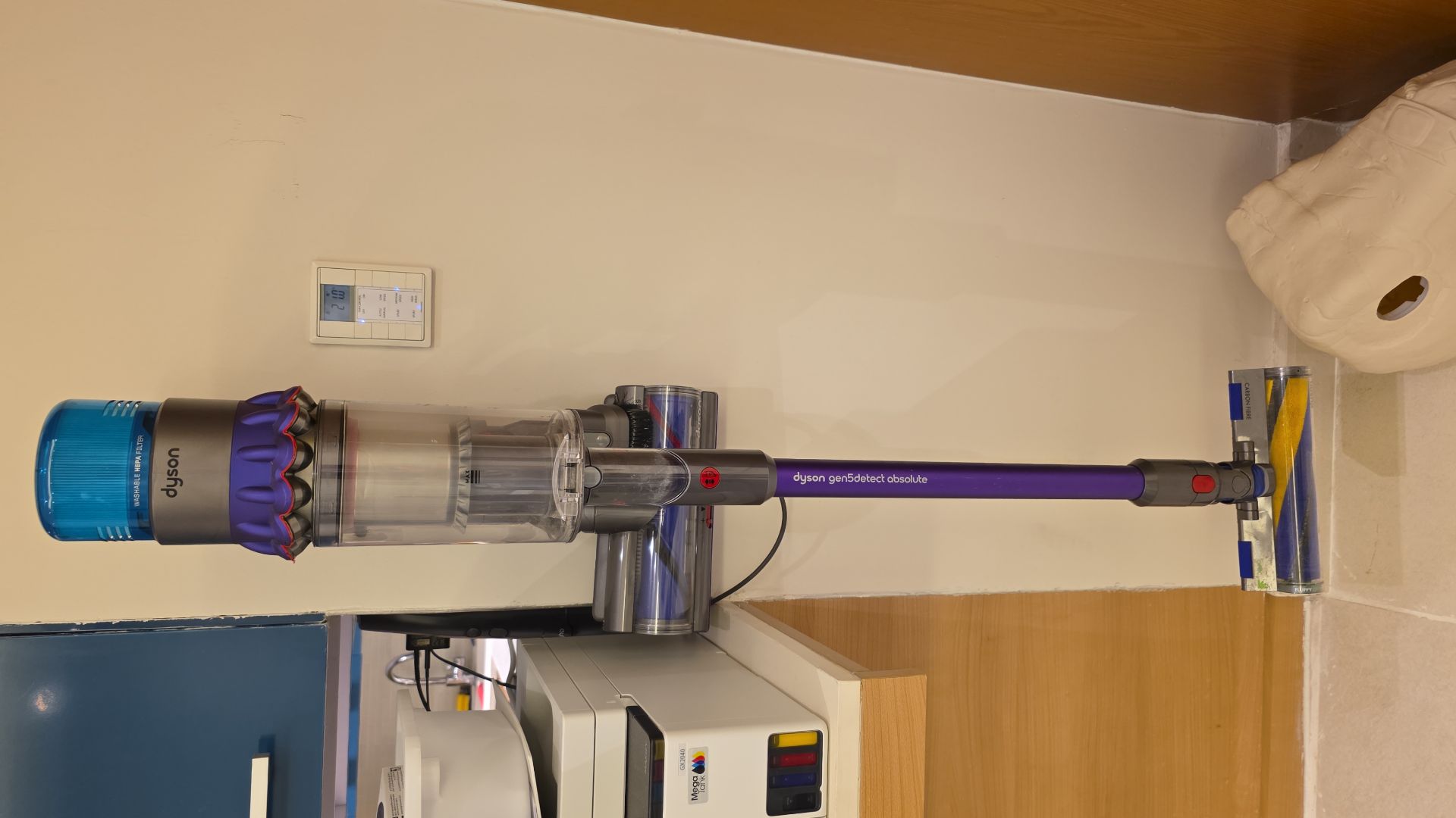 Dyson gen5detect absolute - Image 1