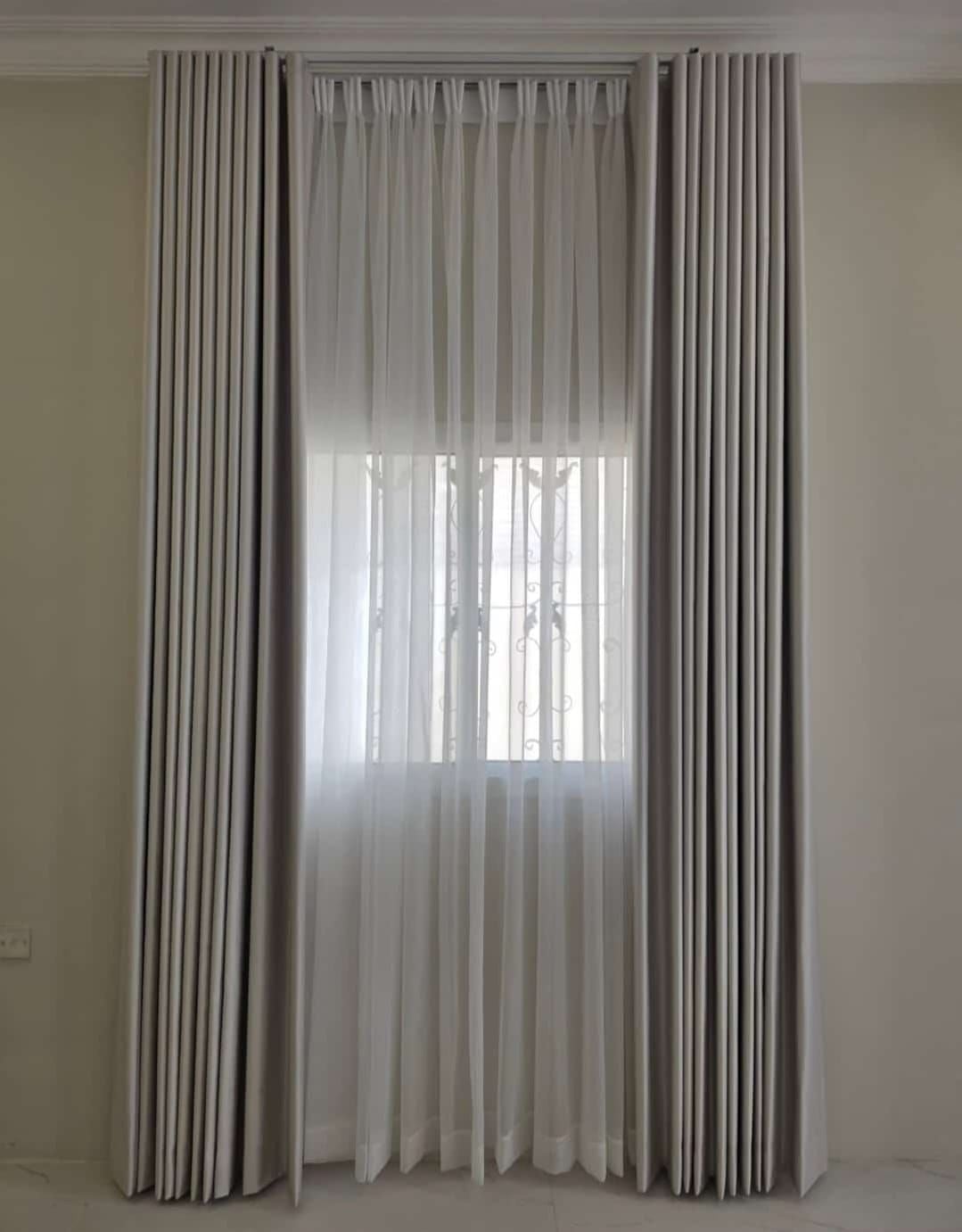 Curtain  - Image 9