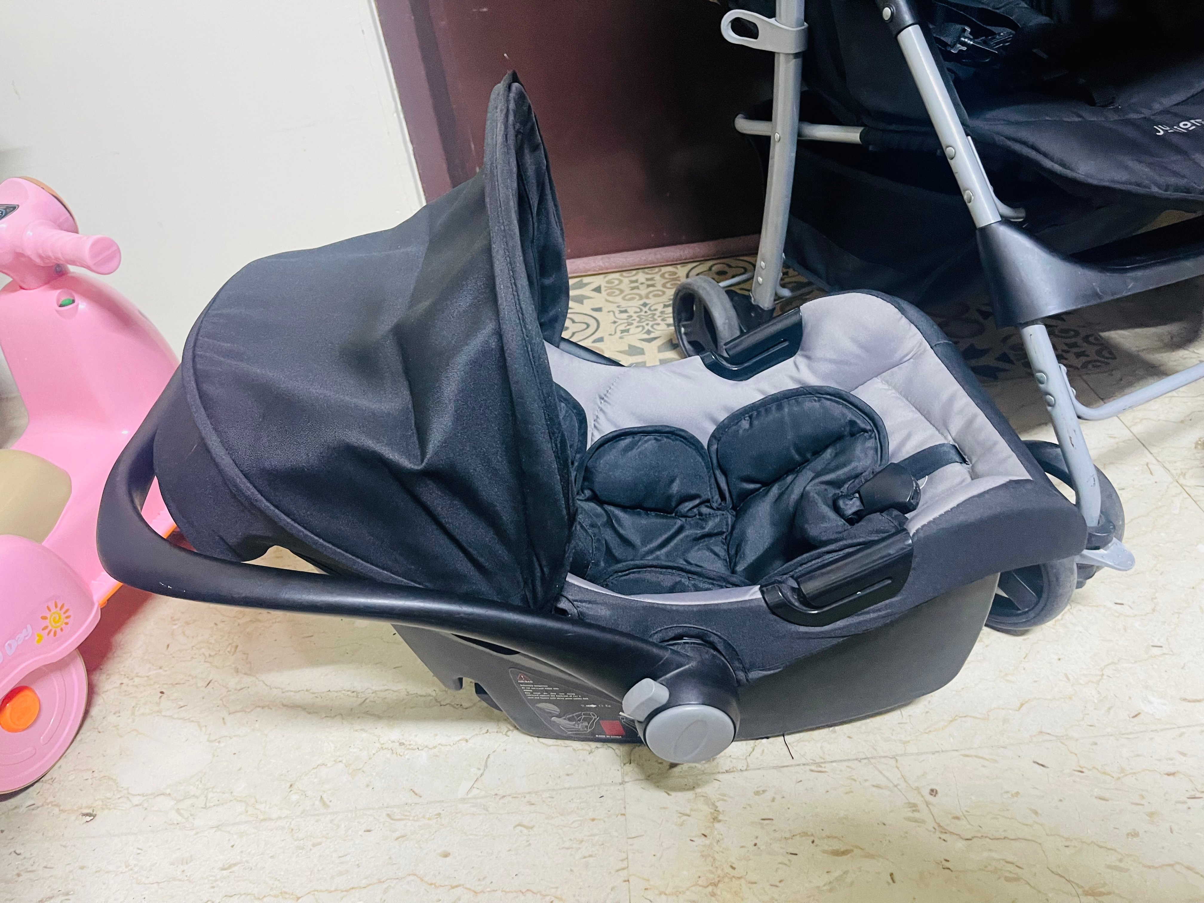 🚼 For Sale: Baby Stroller with Car Seat (Good Condition) 🚼 - Image 2
