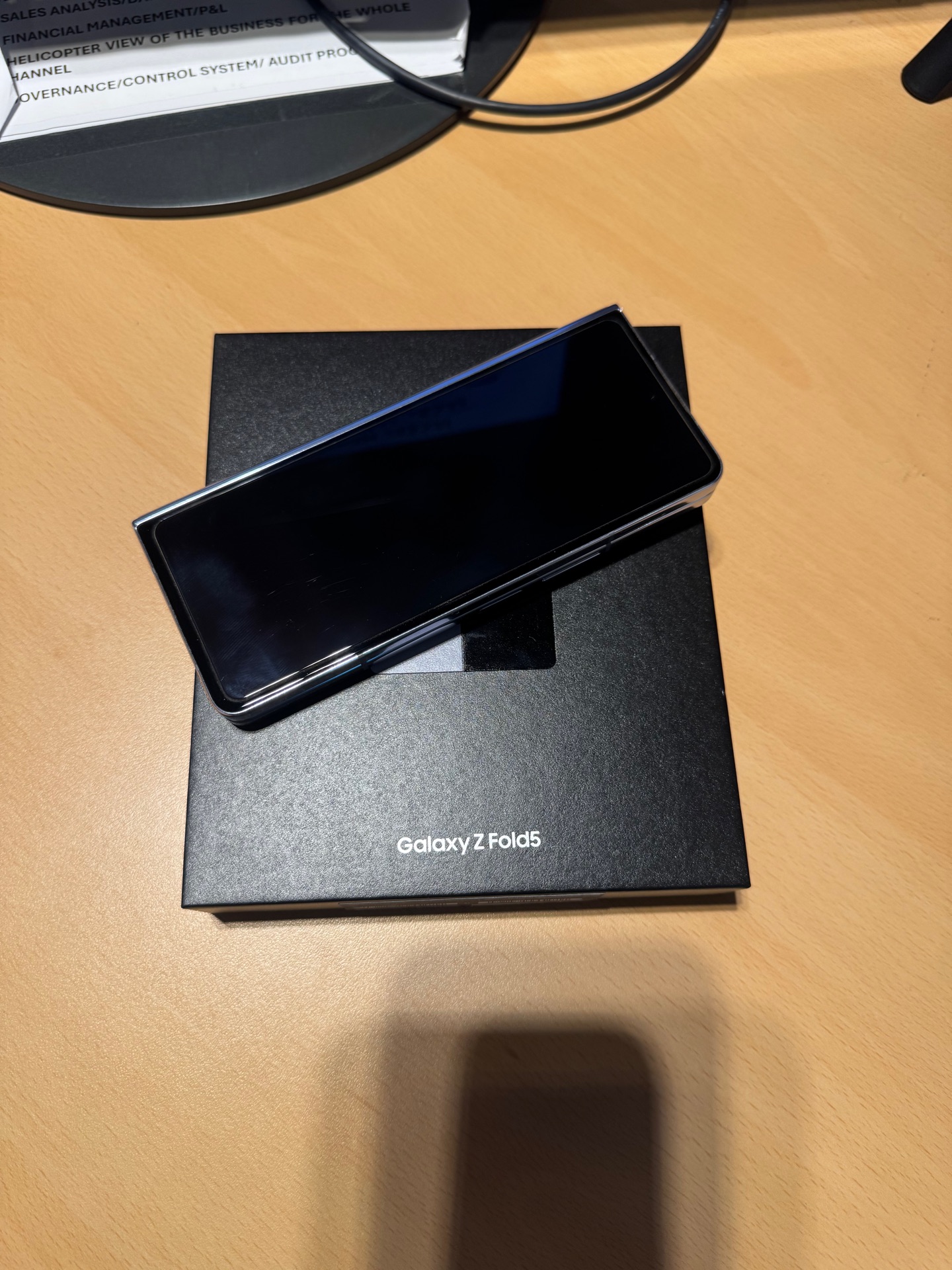 Samsung Fold 5 + Original S Pen Case (Brand New Condition) - Image 4