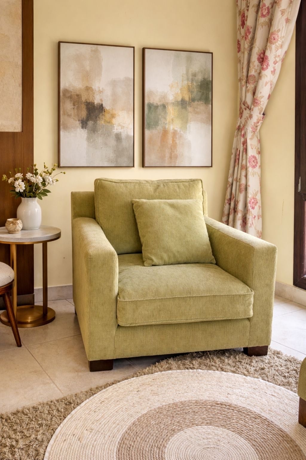 KA International Classic Armchair - Image 1